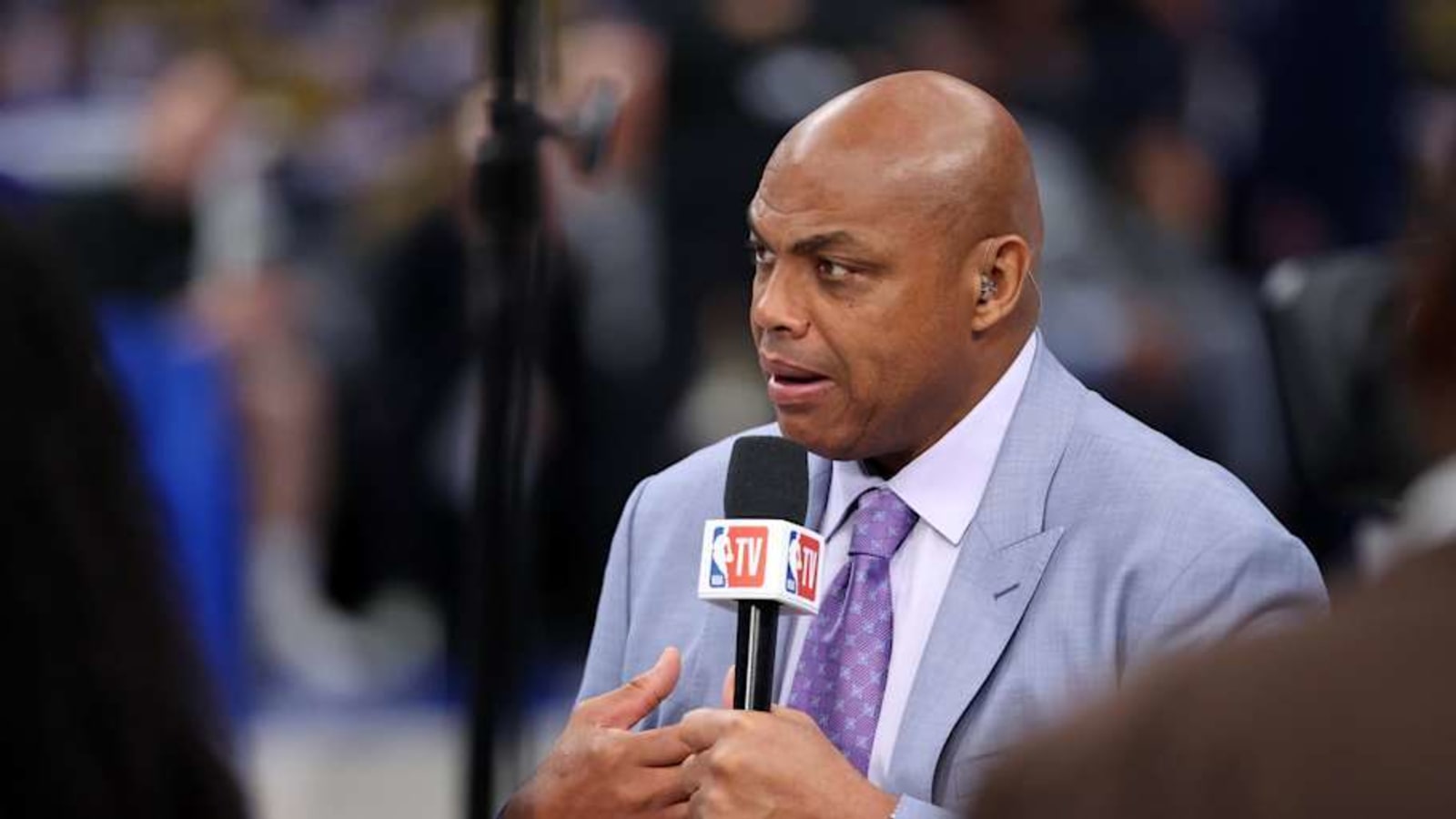 Charles Barkley Reacts to LeBron James&#39; Feud With Stephen A. Smith