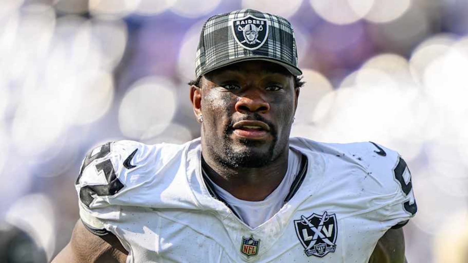  Raiders&#39; DE Janarius Robinson Suspended