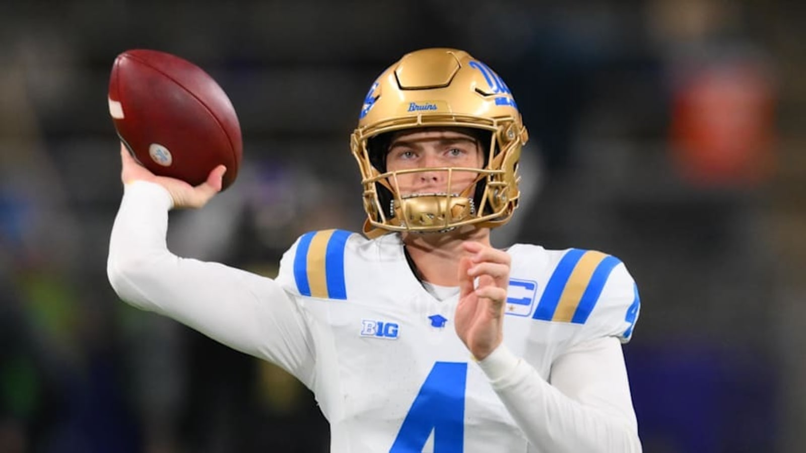 Experienced Quarterback Play May Be Difference on Saturday