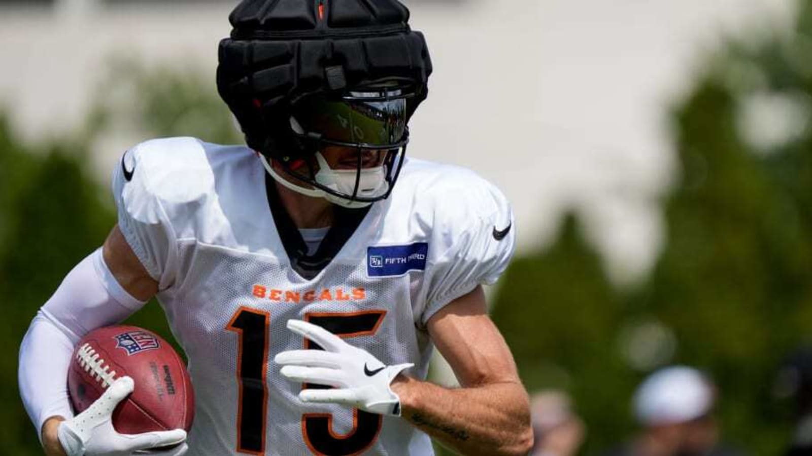 Cincinnati Bengals Wide Receiver Charlie Jones Appears to Avoid Serious Injury