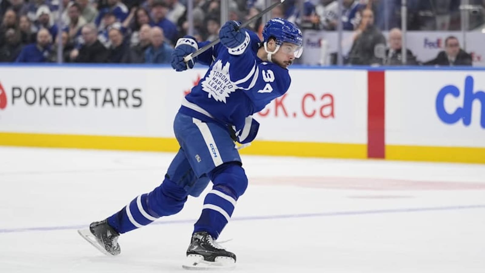 Report: Maple Leafs&#39; Auston Matthews Re-Aggravates Injury