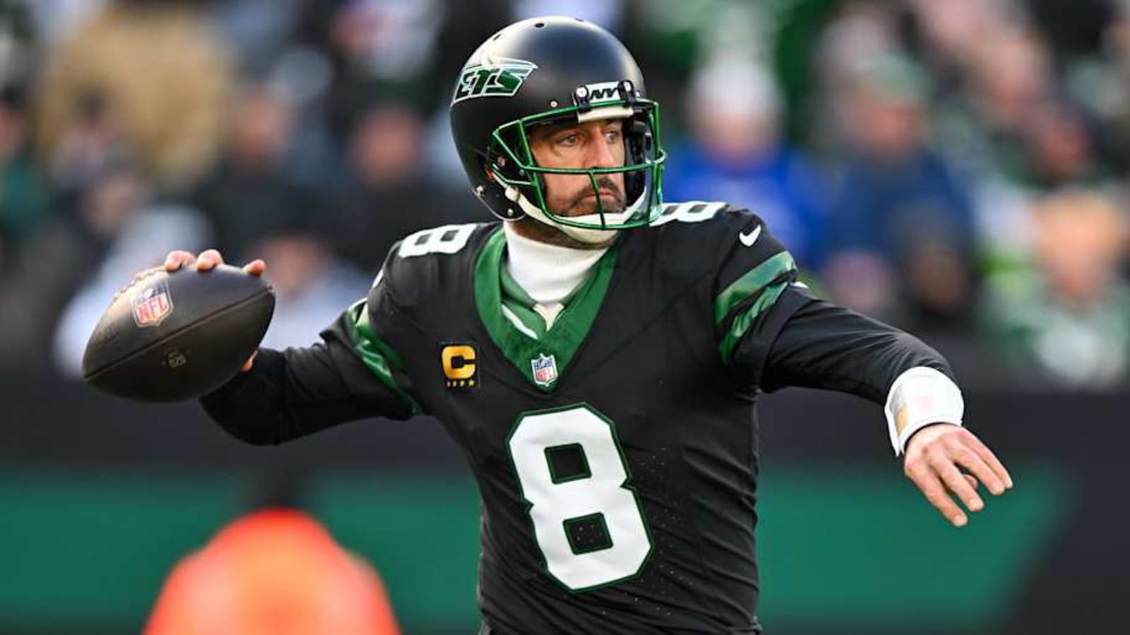 Aaron Rodgers Calls Out Seahawks&#39; Lack of Home-Field Advantage