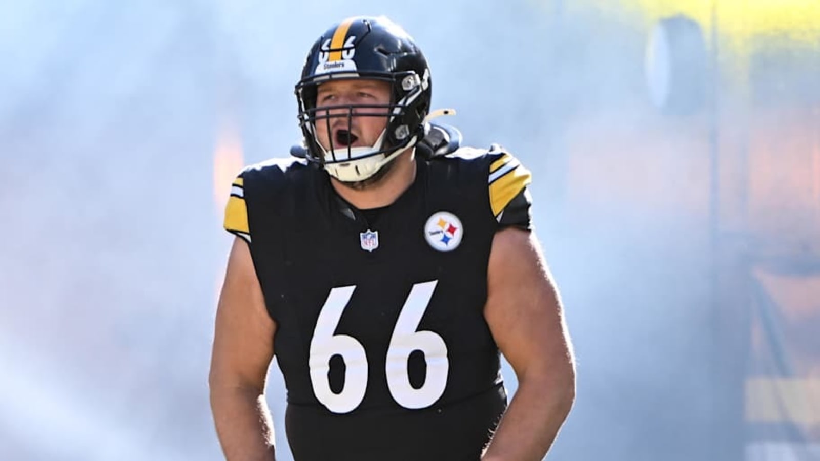 Steelers OL Suffers Broken Hand