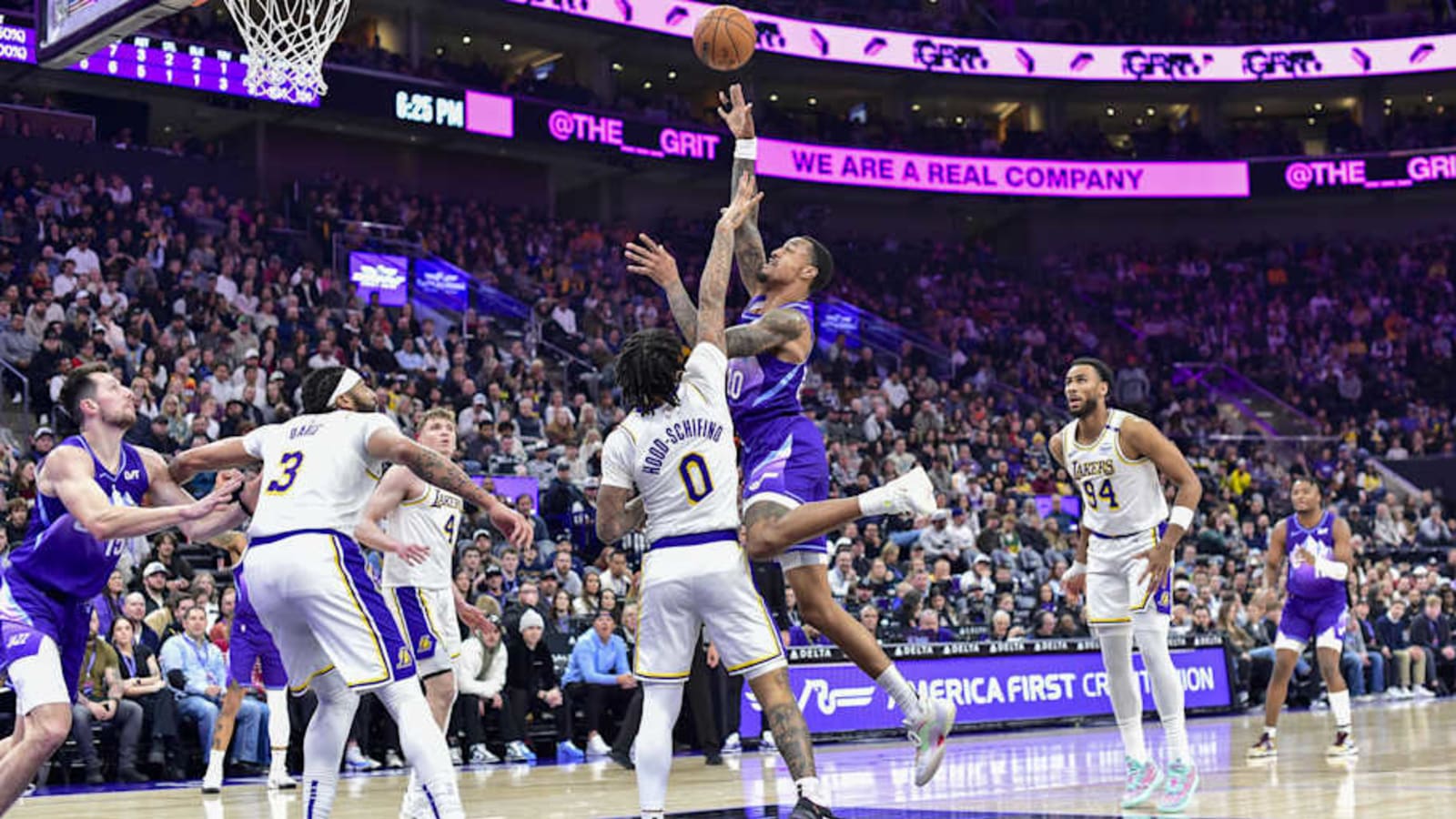 Lakers Trade Proposal Sees LA Ship Jalen HoodSchifino for Multiple