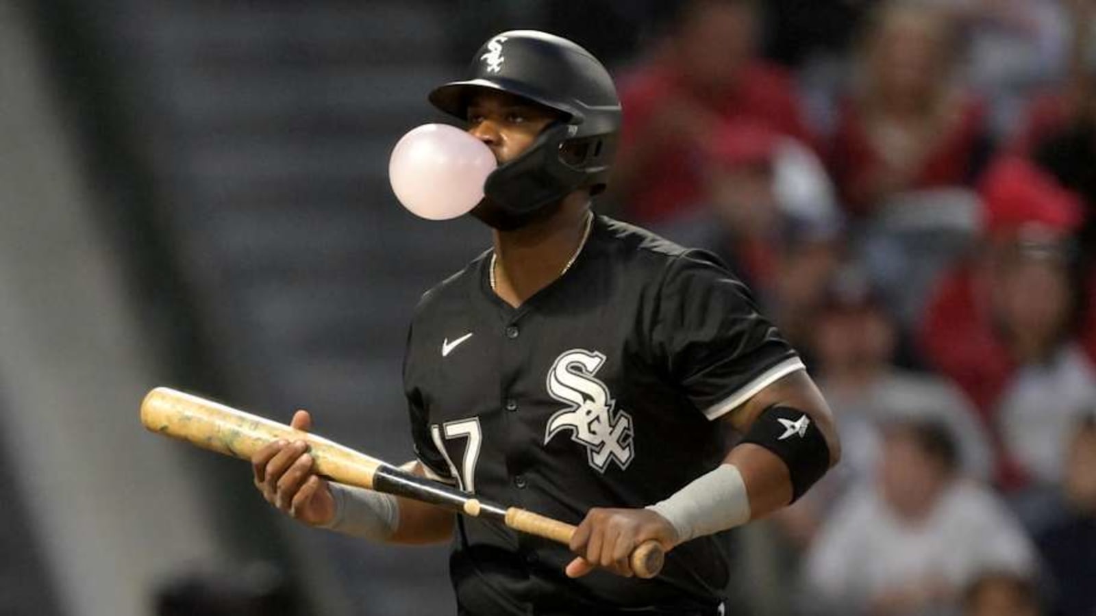 Chicago White Sox Trade Backup Catcher Chuckie Robinson to Los Angeles Angels