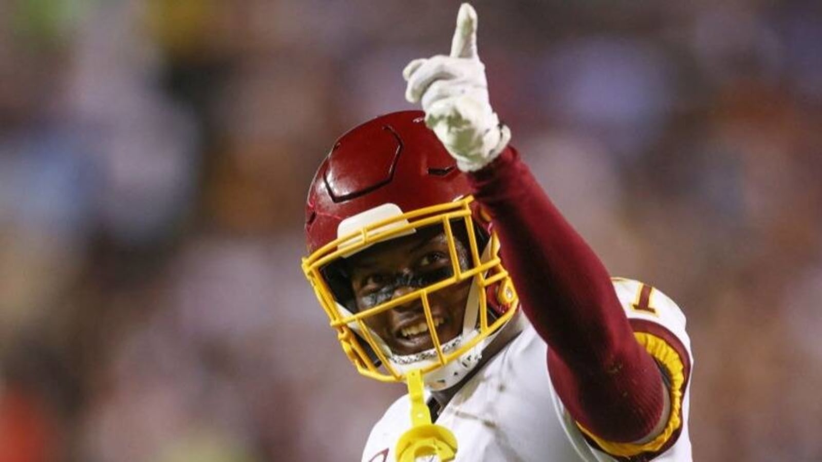 Bears vs. Commanders same-game parlay: Don't miss this +1600 same-game  parlay for TNF | Yardbarker