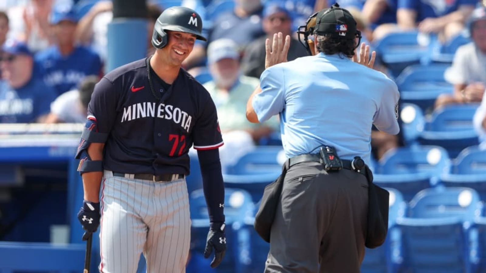 Report: Twins promoting star prospect Brooks Lee