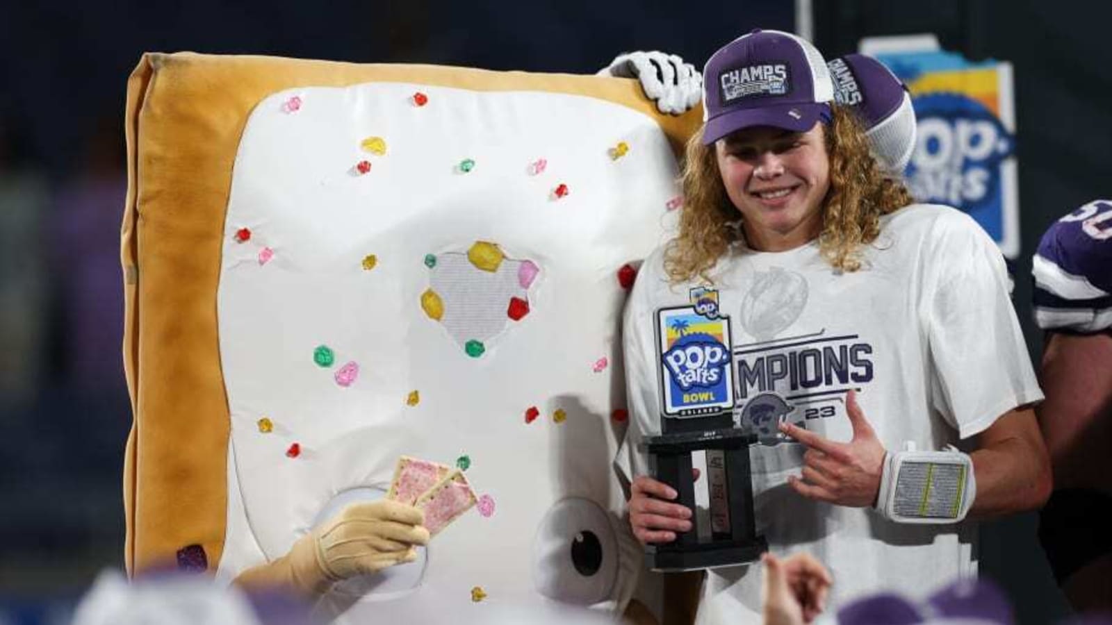 GoldSheet Gambling Website Favors Kansas State Football To Win Every Game This Fall