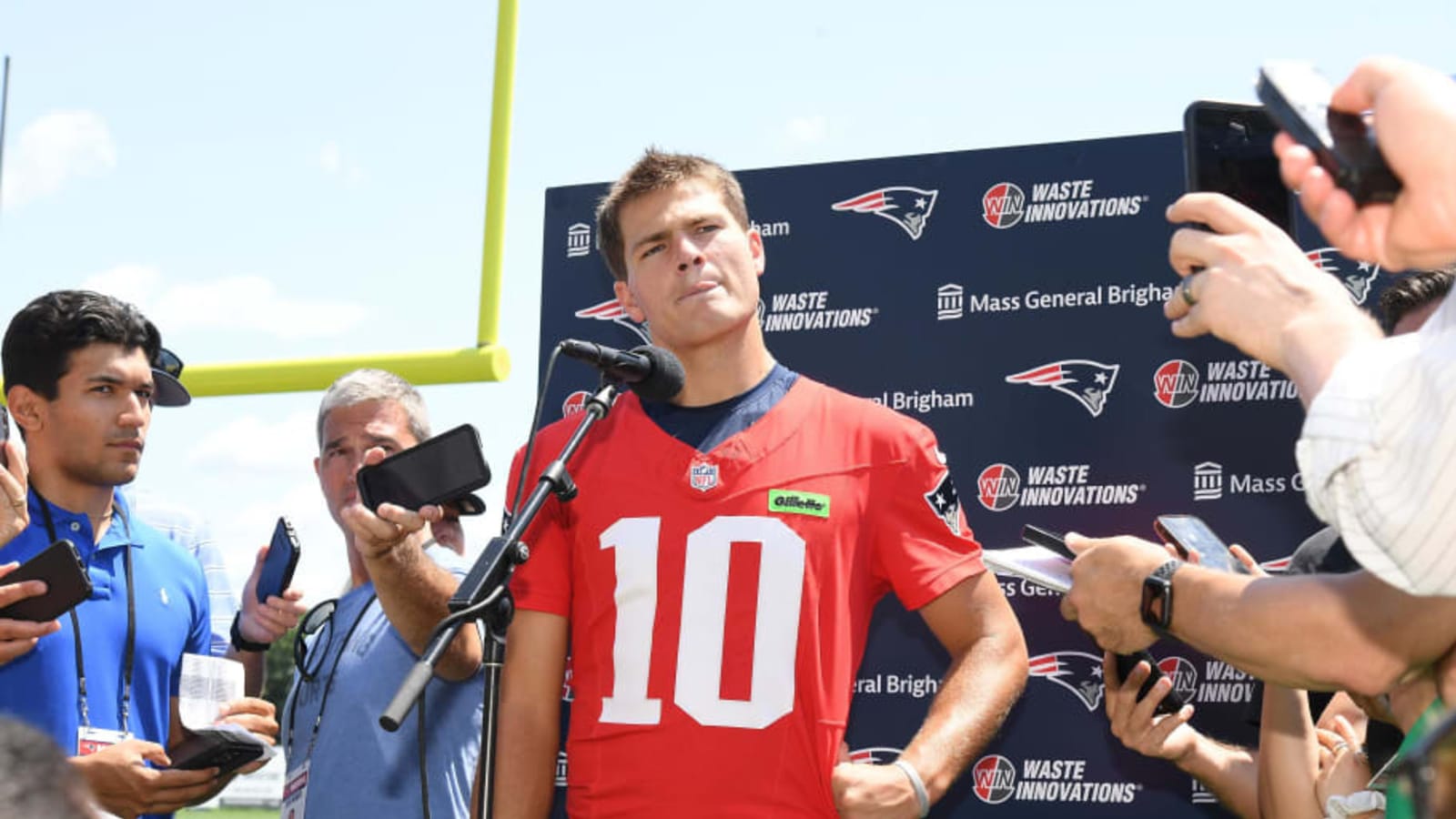 Drake Maye Sounds Off on Patriots&#39; Training Camp Atmosphere