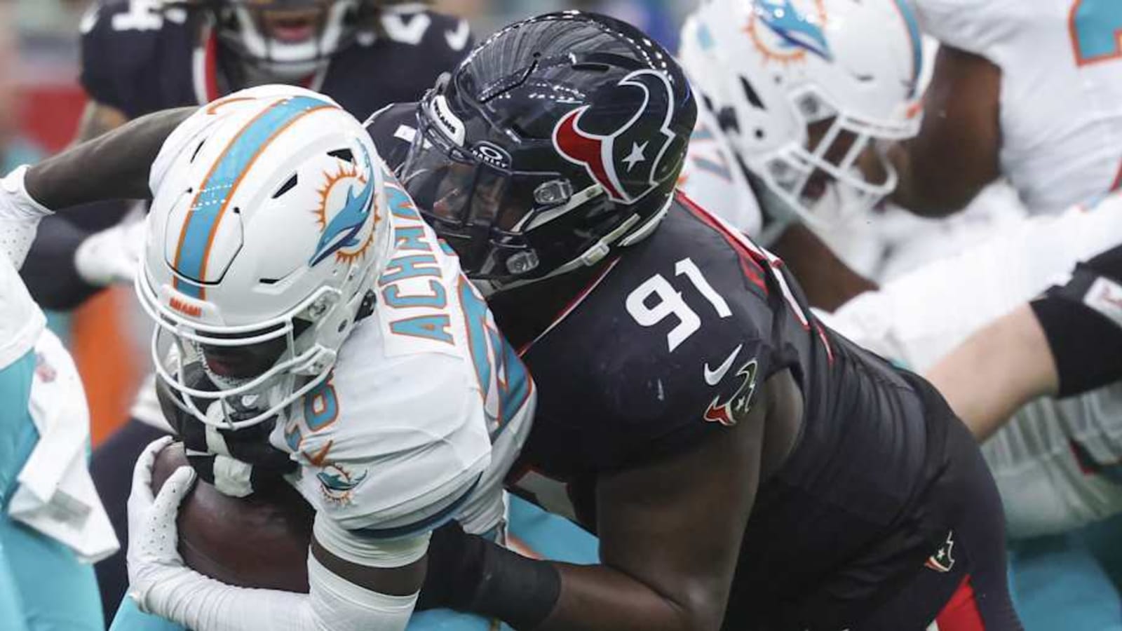 Texans Pressed to Make Big Move With Key Defender