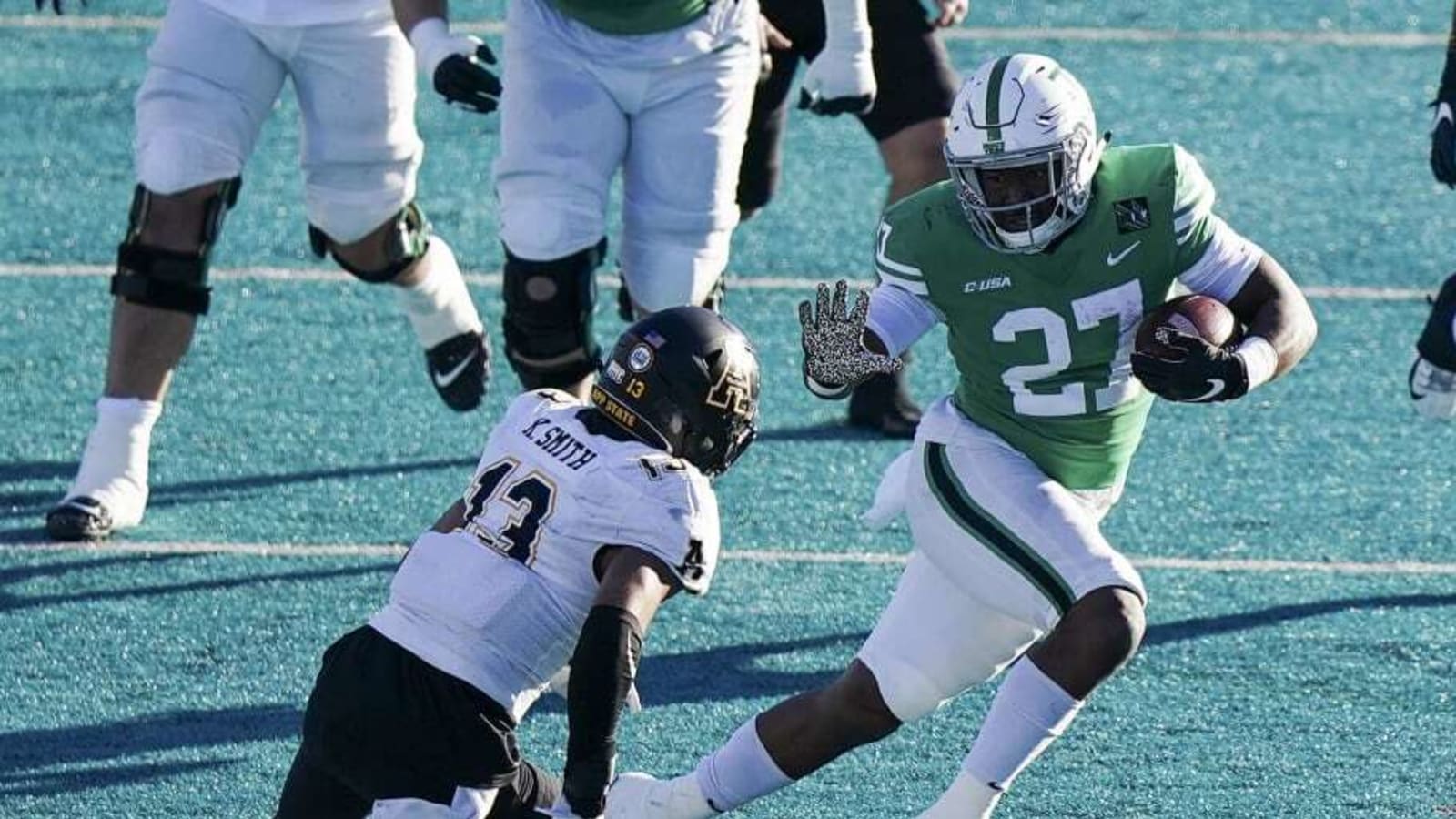 Gamecocks RB Oscar Adaway III Gives His Takes on the South Carolina Offense