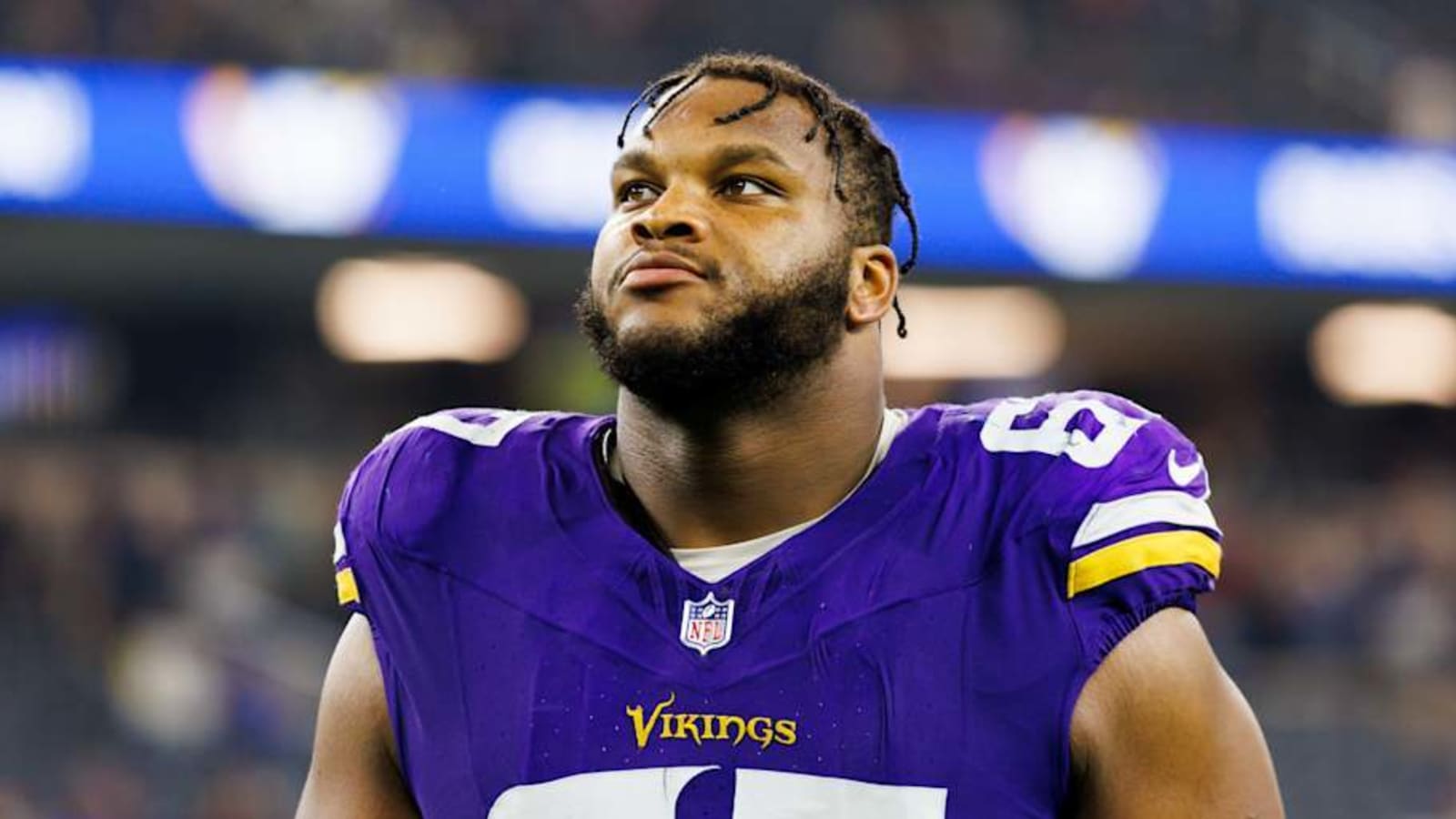 Texans make another offensive line misstep with confusing trade