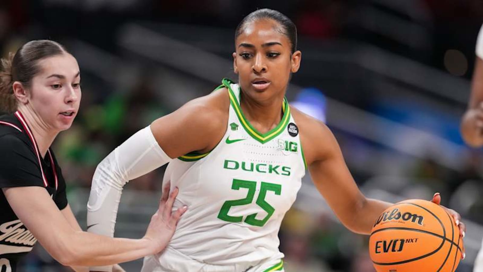 Oregon Ducks&#39; Deja Kelly Emotional After NCAA Tournament Loss To Duke Blue Devils