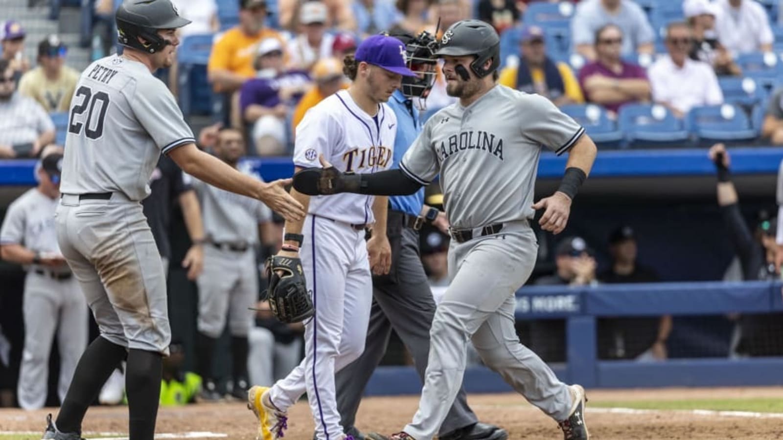 South Carolina Baseball&#39;s Cole Messina Wins Johnny Bench Award