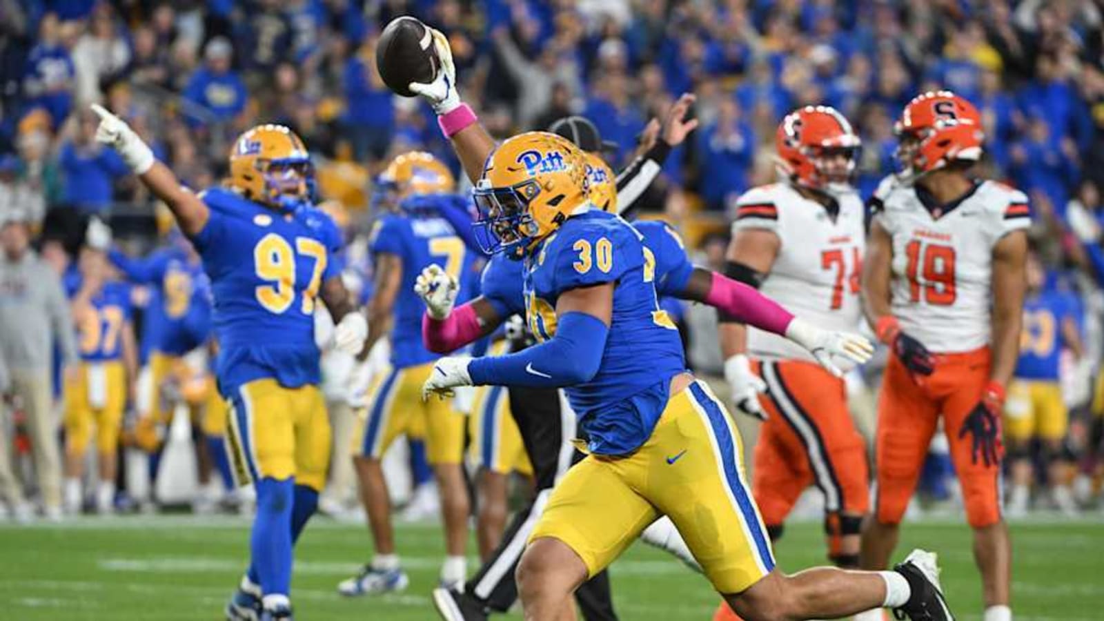 Chiefs Host Pitt LB For Visit