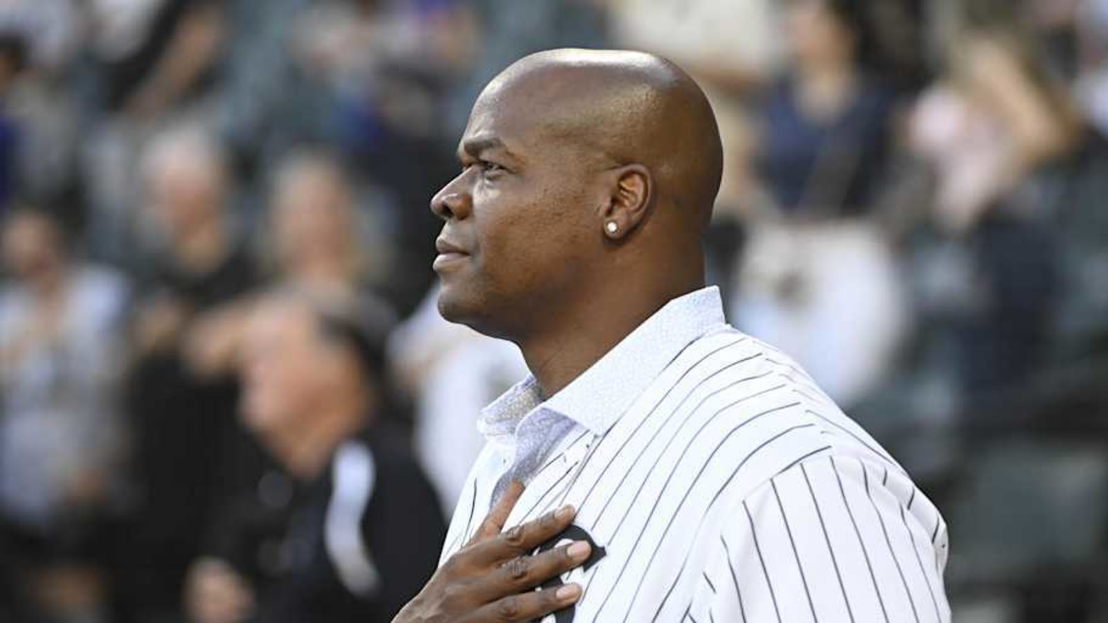 Hall of Famer Frank Thomas Reacts to Death of Former Manager on Social Media