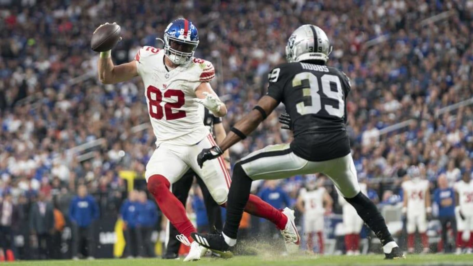 Daniel Bellinger Back on Top of Giants&#39; Depth Chart After Darren Waller&#39;s Retirement