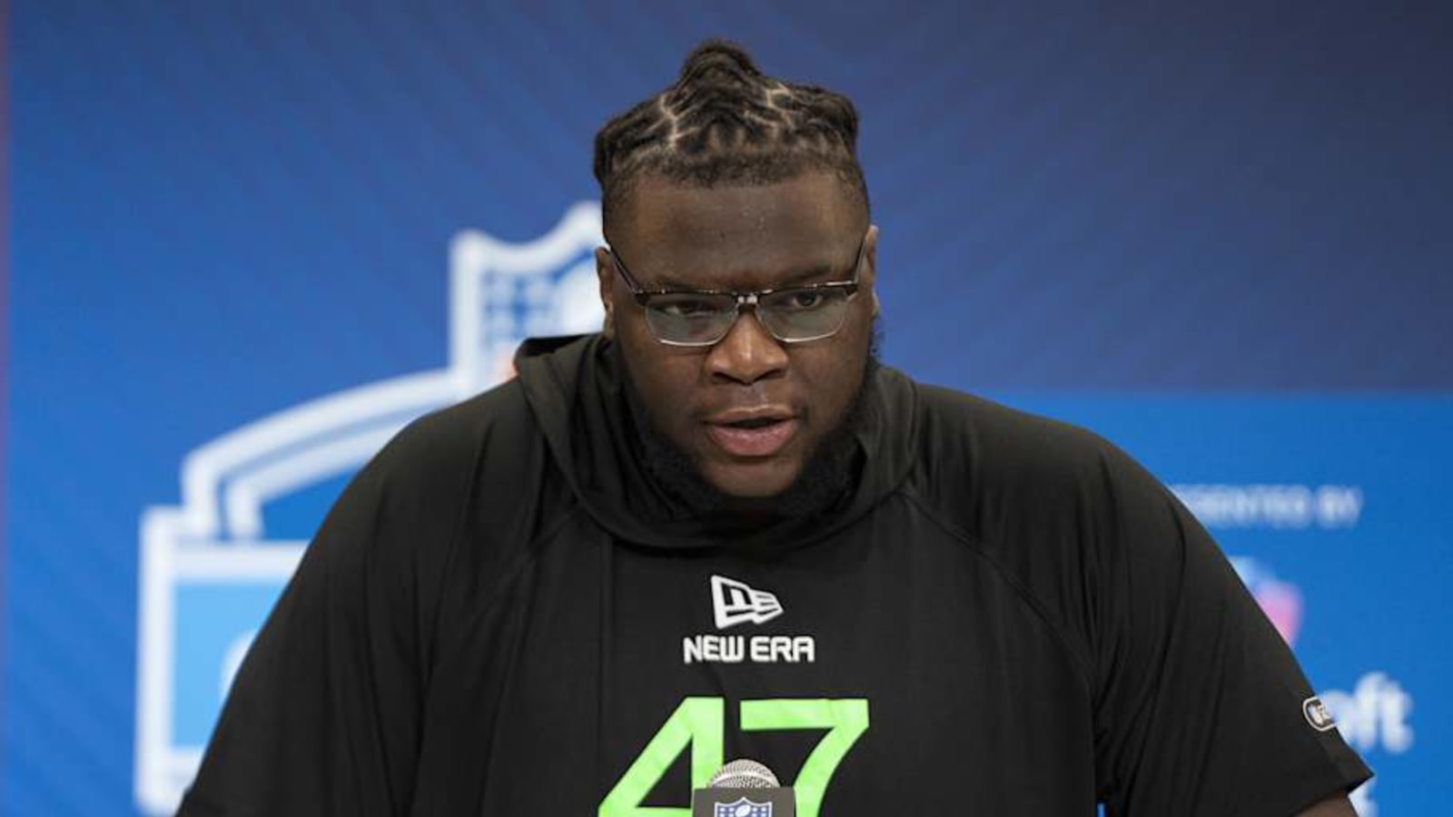 Watch: Stud Texas OL Talks Jaguars, Keilan Robinson
