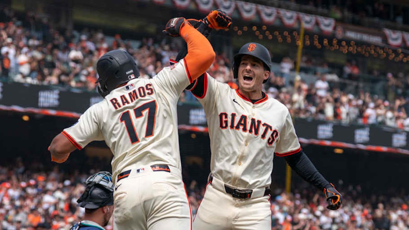 Surging San Francisco Giants Shake Up NL West Standings With Historic Start