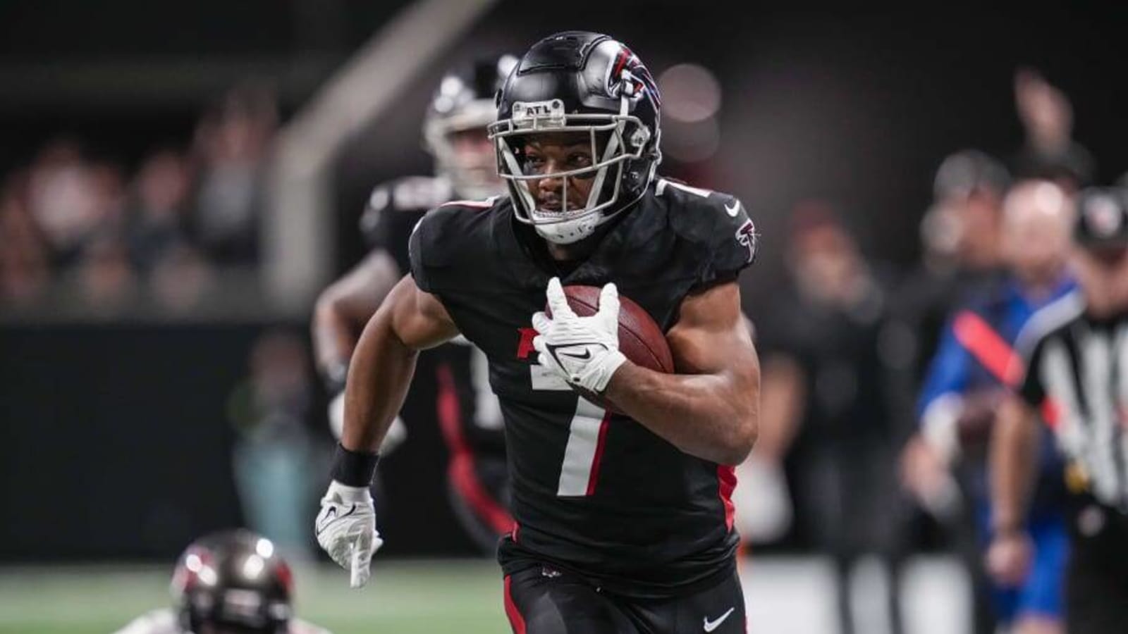 Falcons Expect Injured RB Bijan Robinson Back for Minicamp