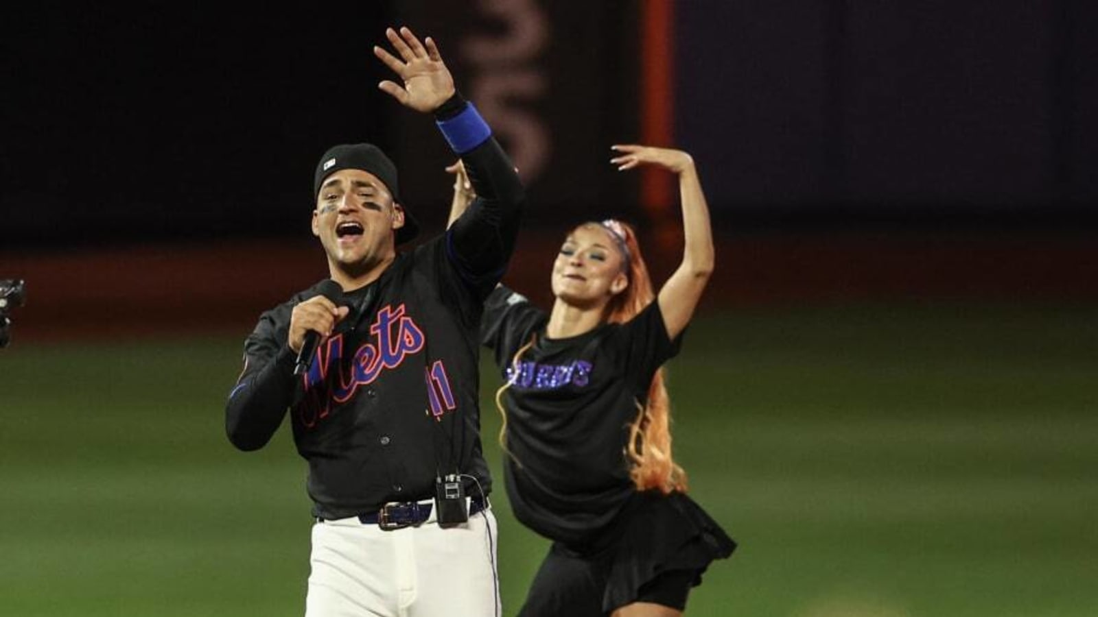 Mets Player Puts On Epic Postgame Concert