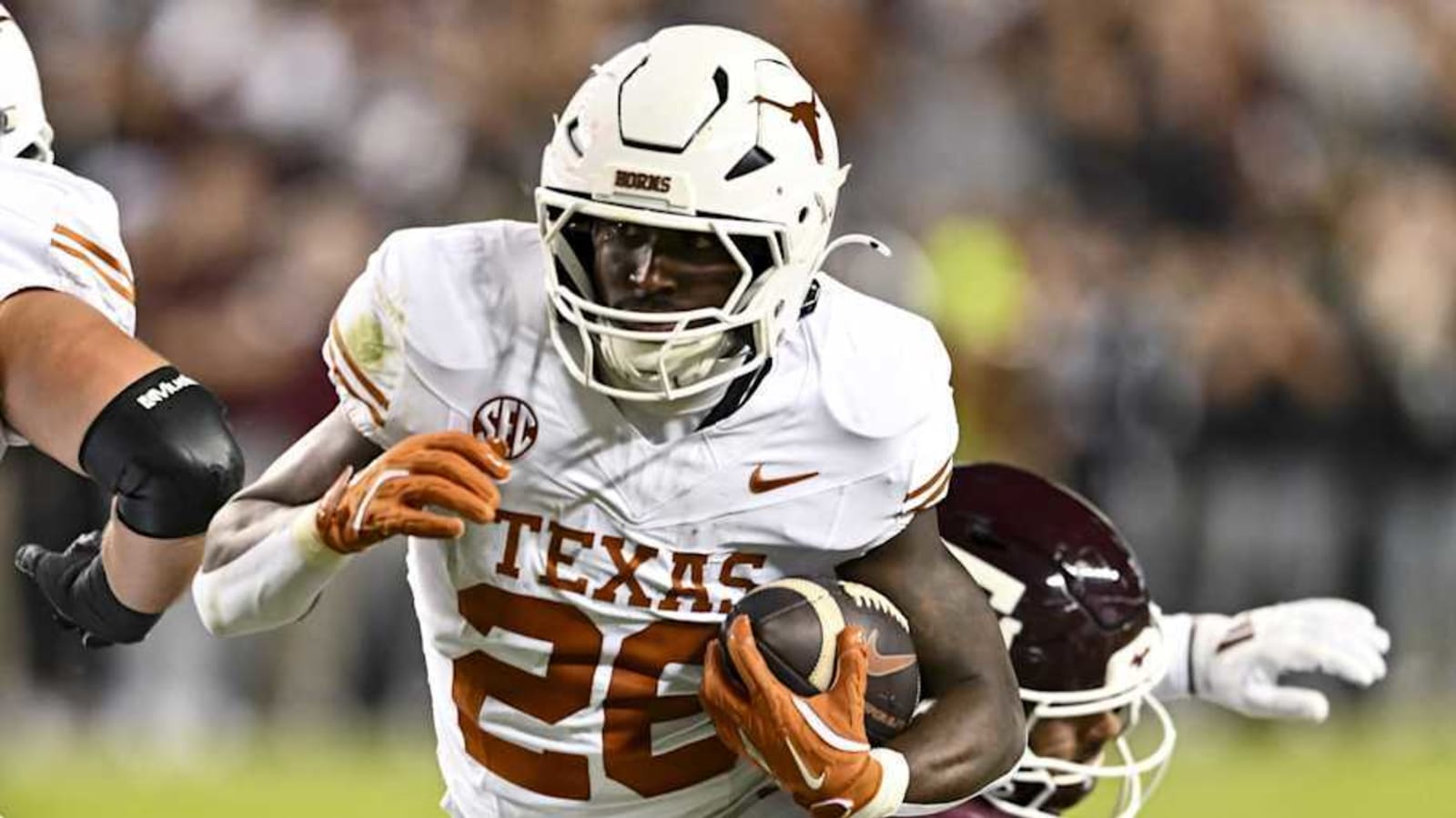 Quintrevion Wisner Joins Texas Longhorns Record Books