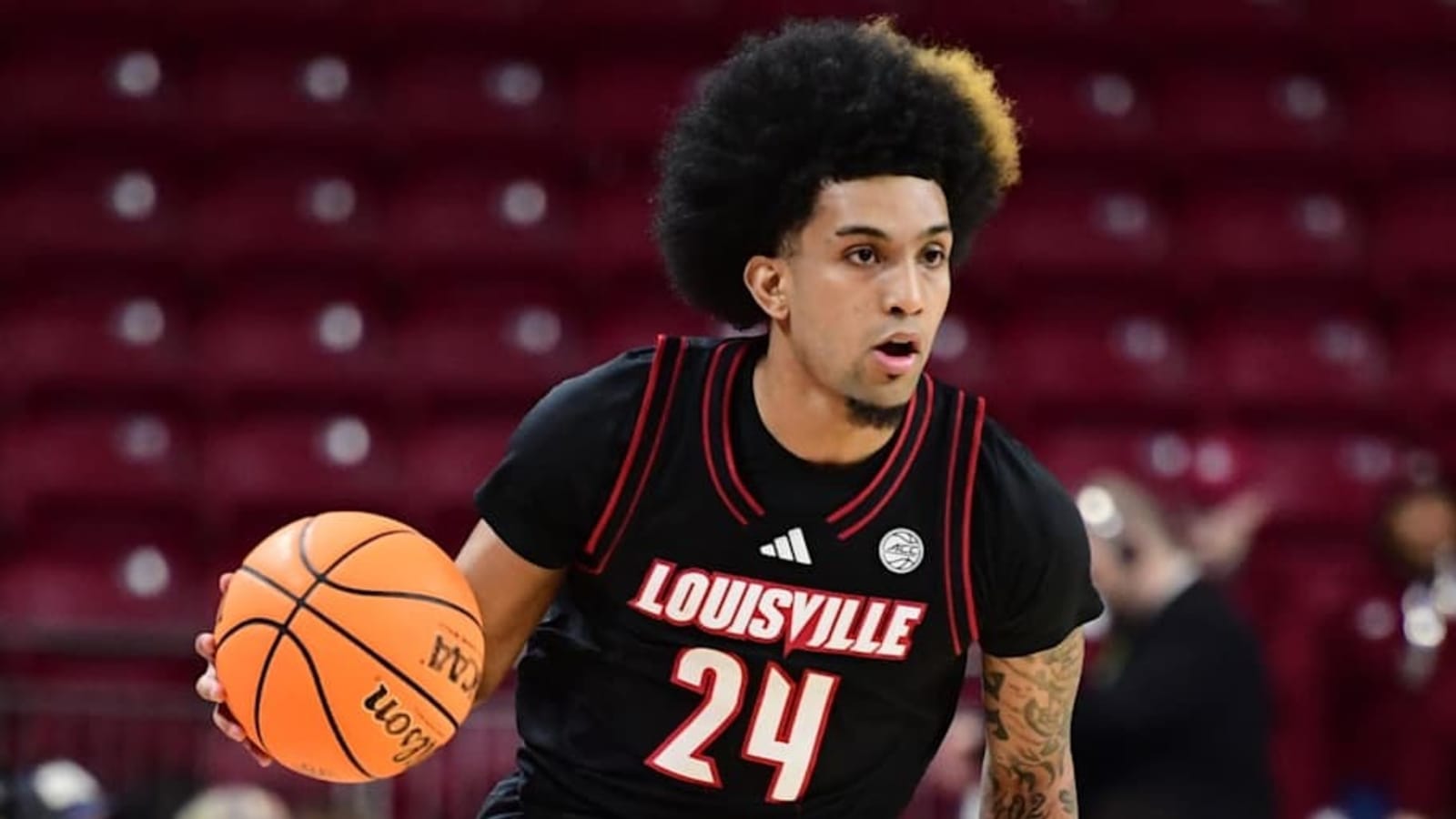 Louisville PG Chucky Hepburn Suffers Lower Body Injury in Win at Boston College