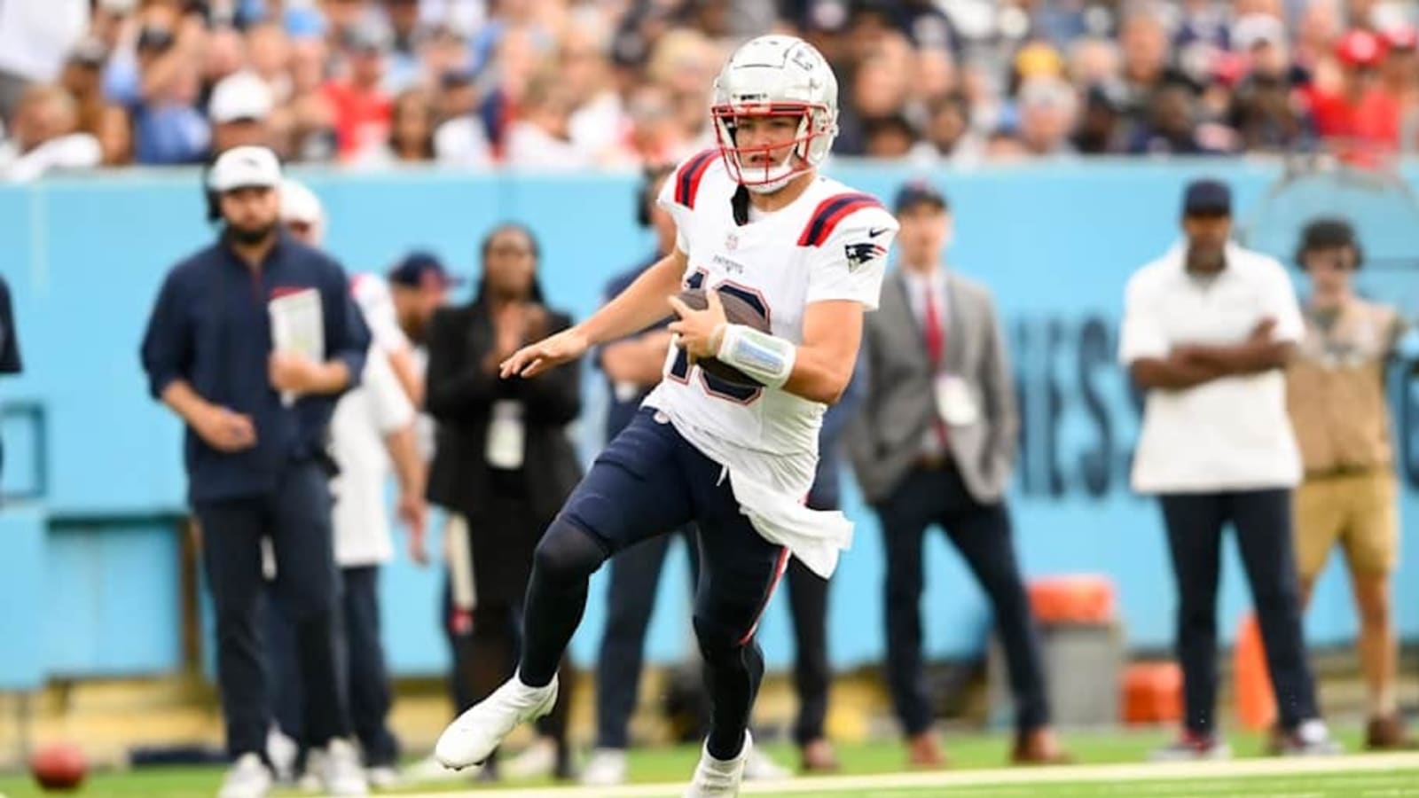 Patriots&#39; Drake Maye Drawing Joe Burrow Comparison