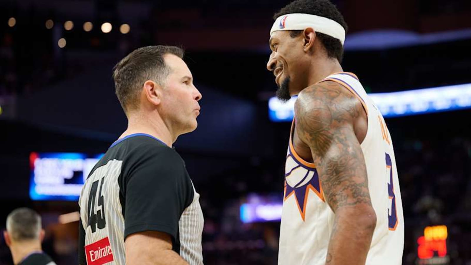 Suns Star Bradley Beal Injured vs Grizzlies