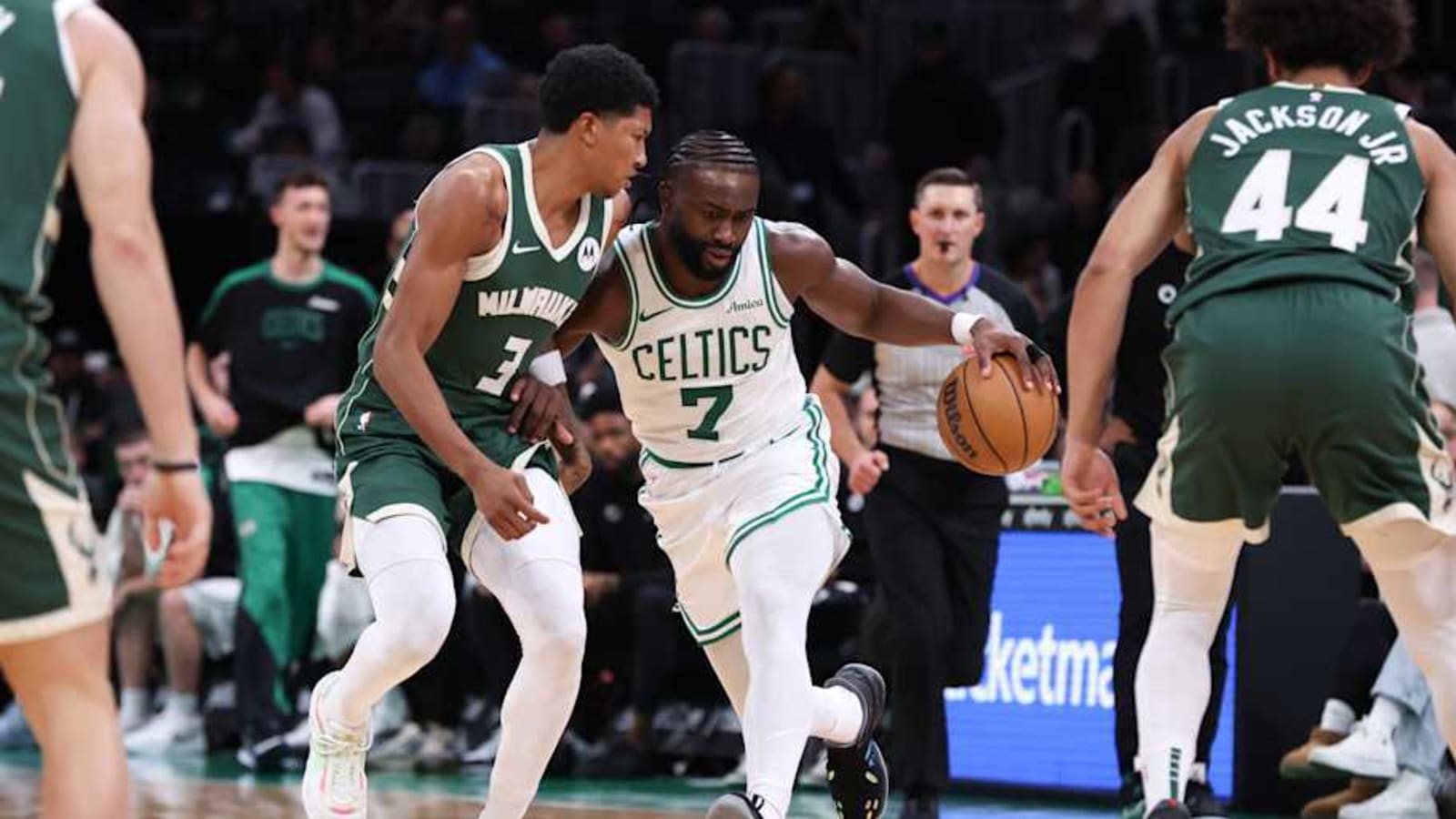 LA Clippers Announce Trade With Milwaukee Bucks