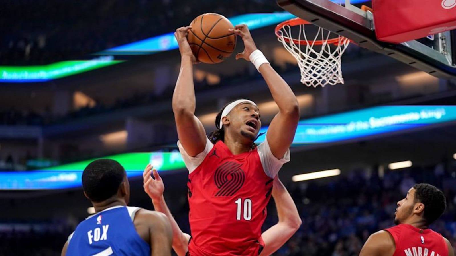 Knicks Should Still Sign Center Despite Blockbuster Trade