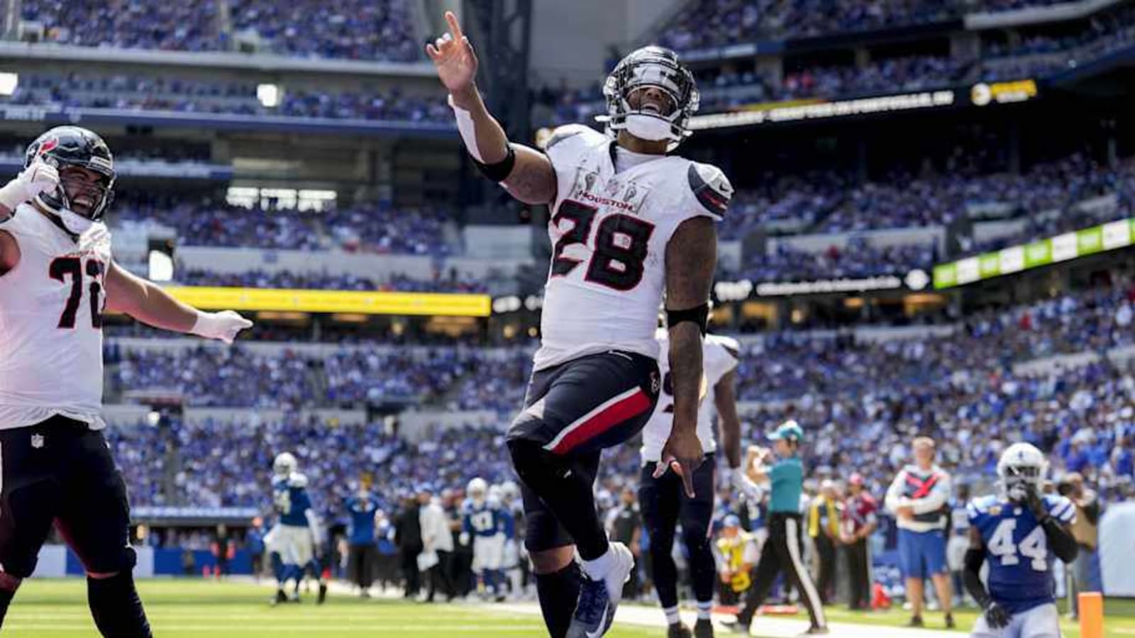 Sooners in the NFL: Joe Mixon Runs Wild in Texans Debut