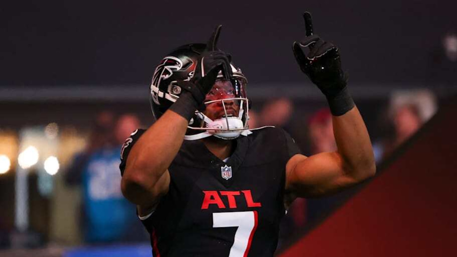 Bijan Robinson&#39;s Surprising PFF Ranking Puts Him Ahead of Saquon Barkley