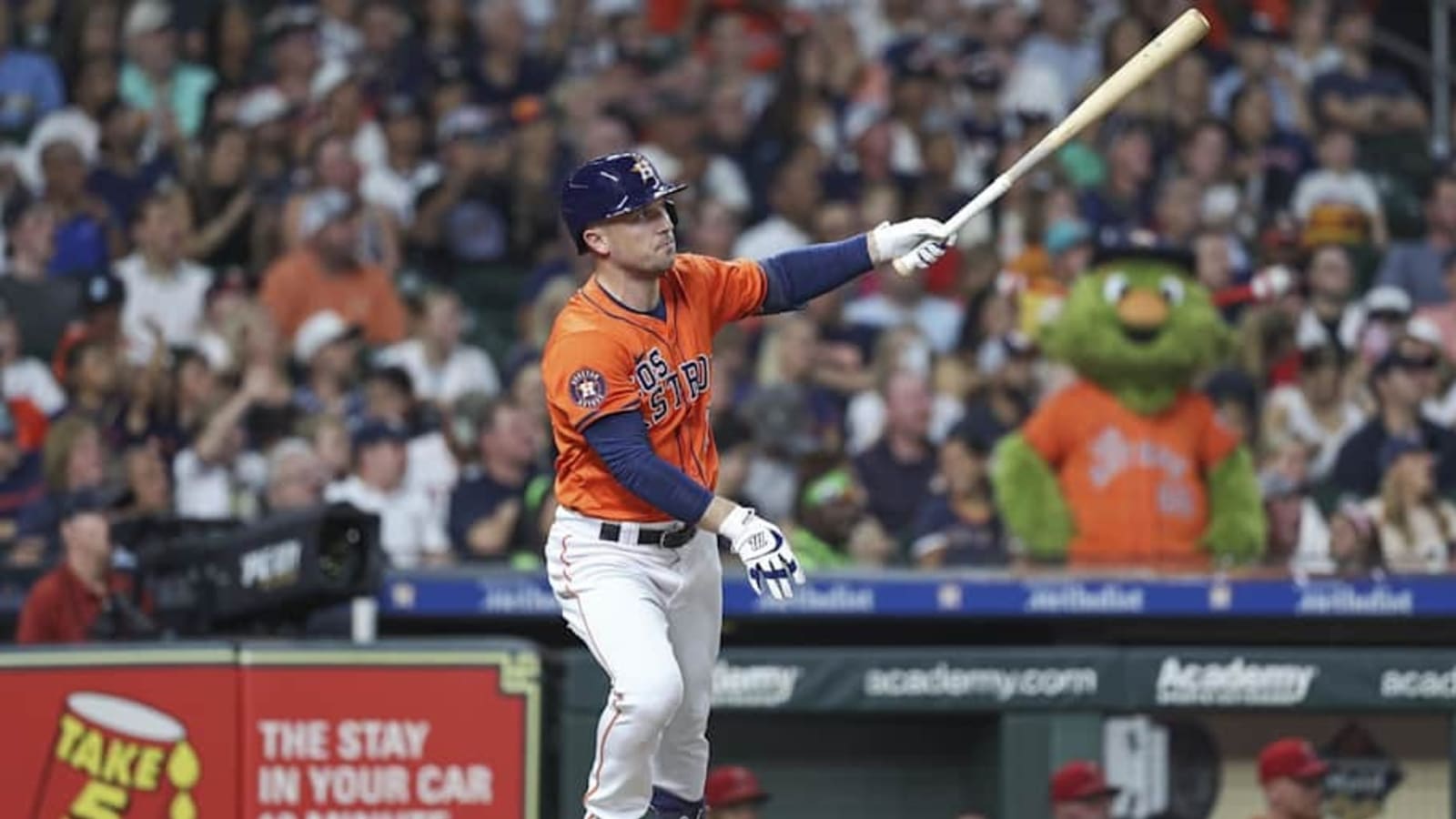 Chicago Cubs ‘Love’ All-Star Slugger, But Contract Length is Sticking Point