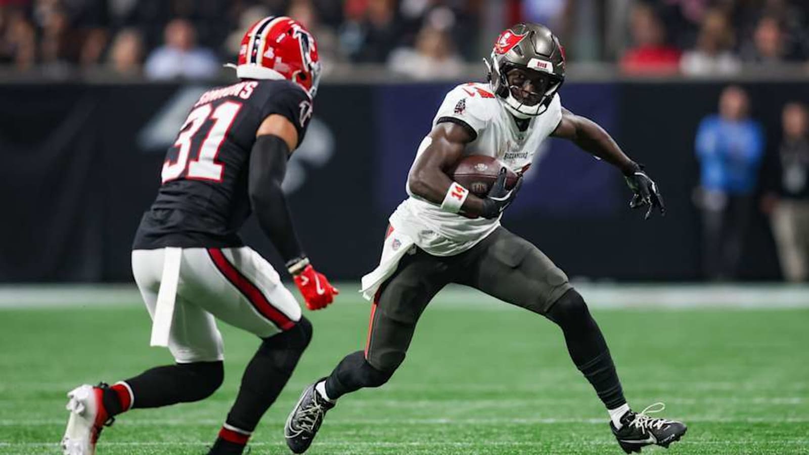 Falcons Injury Report: DB Simmons Takes Step Forward, 2 Starters OUT in Practice
