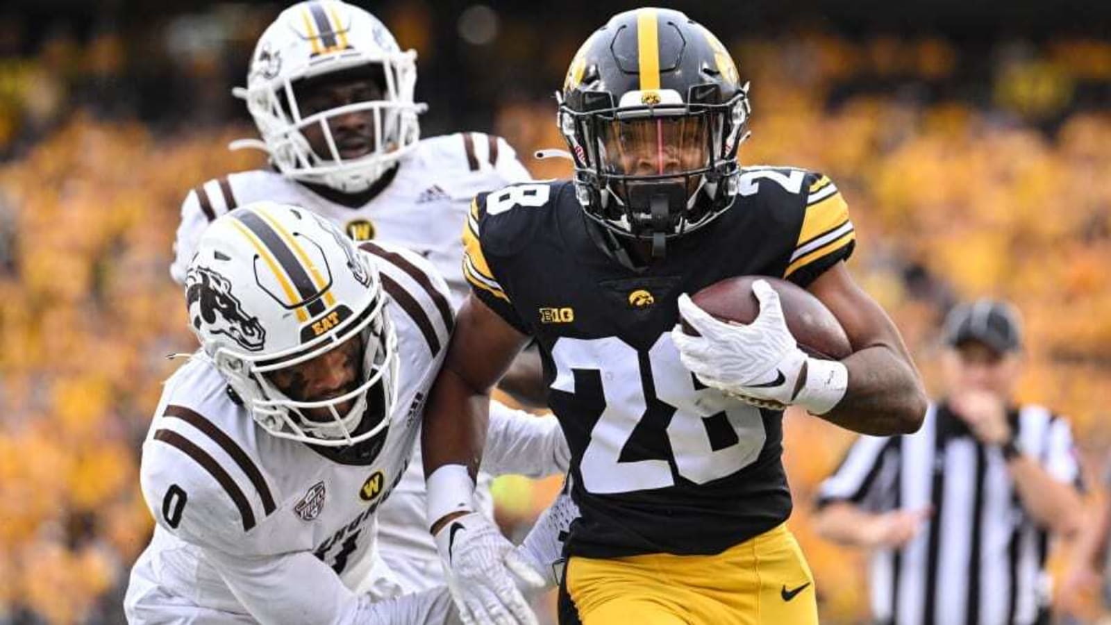 Kamari Moulton Emerges for Iowa Football