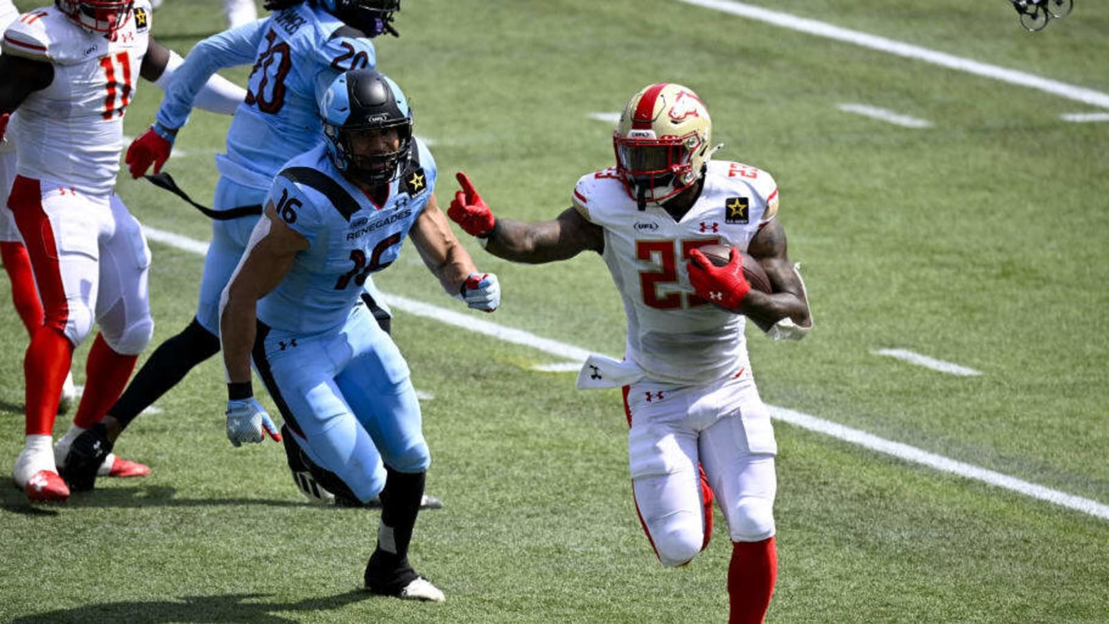 Birmingham Stallions Pass Rusher, Running Back Heading to NFL