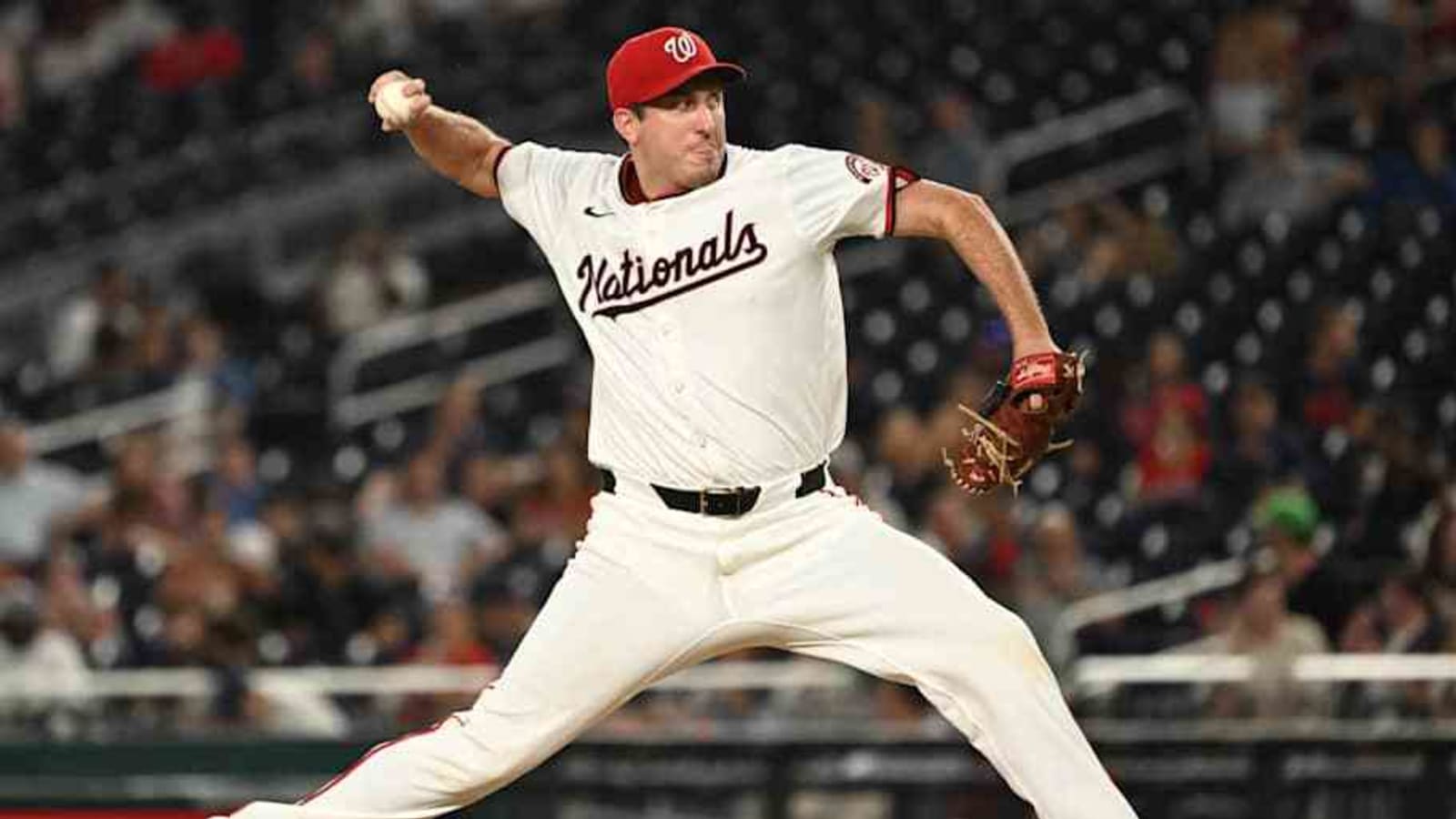 Nationals Dave Martinez Has Discouraging Update on Key Relief Pitcher Battling Injury
