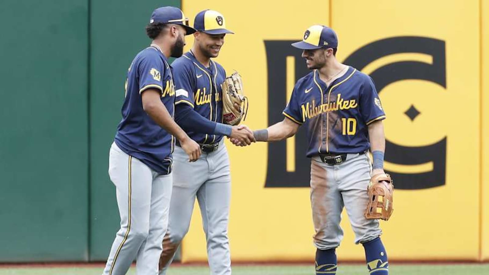 Brewers Outfielder Receives Gold Glove Finalist Nod, Among Top-Three At His Position