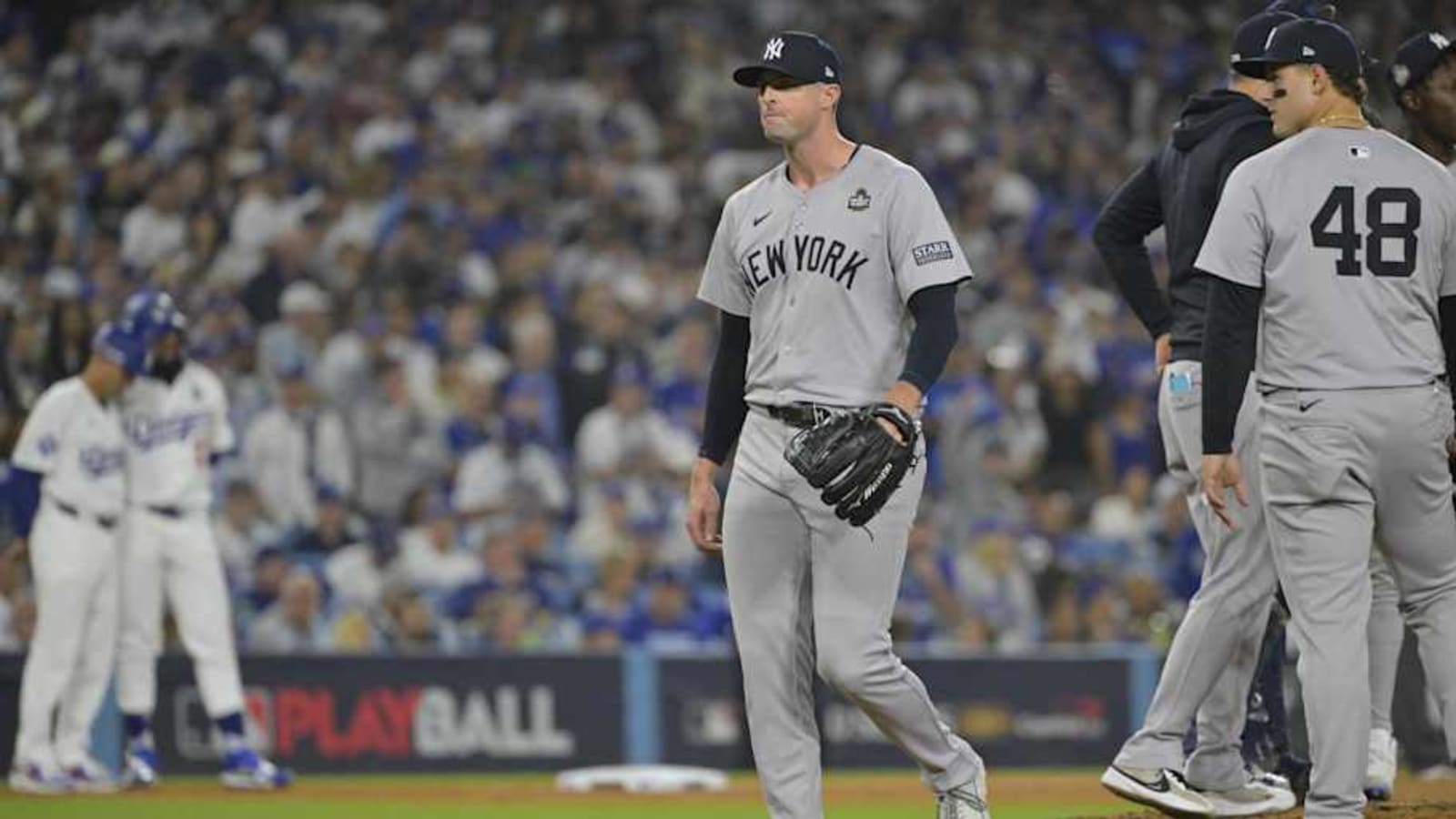 Key Yankees Reliever Predicted to Sign With Divisional Foe