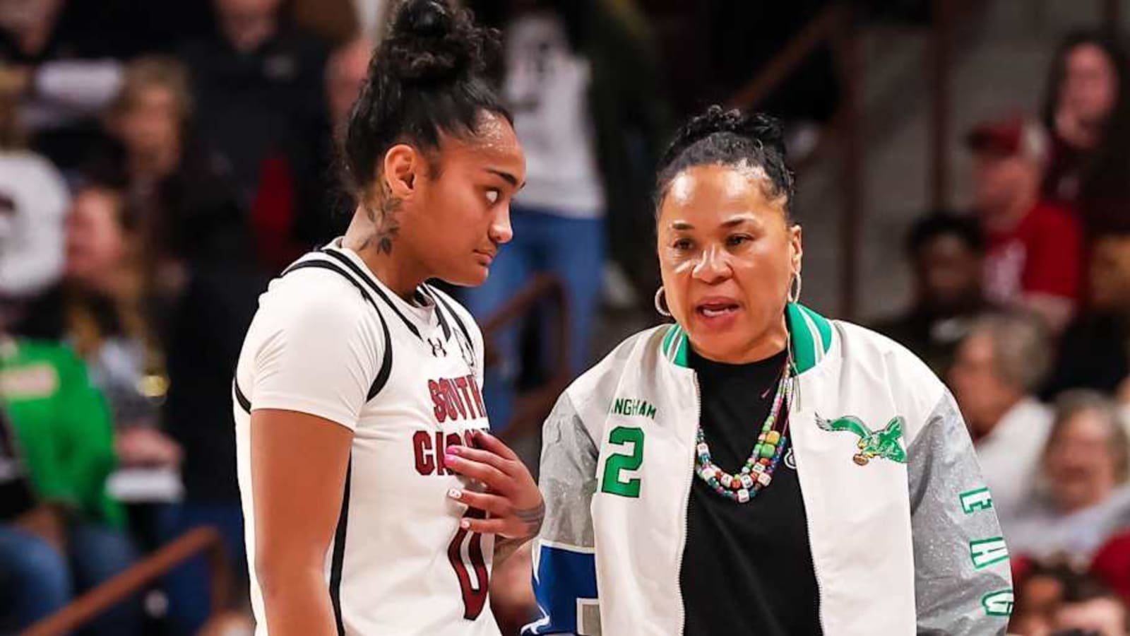 #2 South Carolina Defeats #5 Texas for 16th Win of the Season
