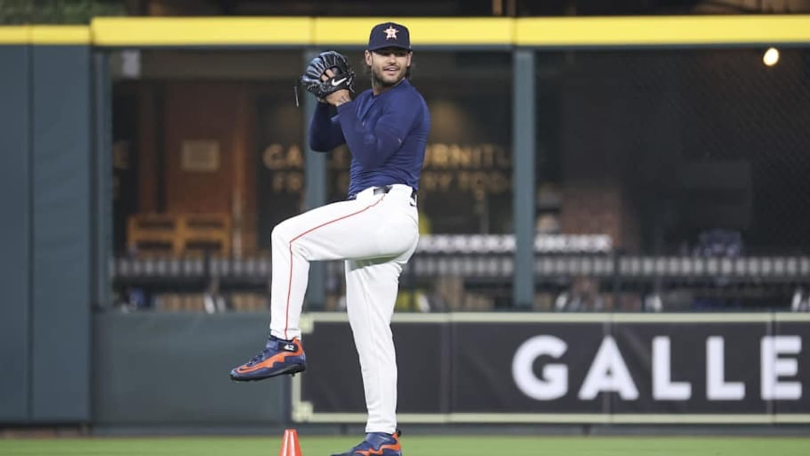 Houston Astros Injured Pitcher is Named Team&#39;s Worst Contract