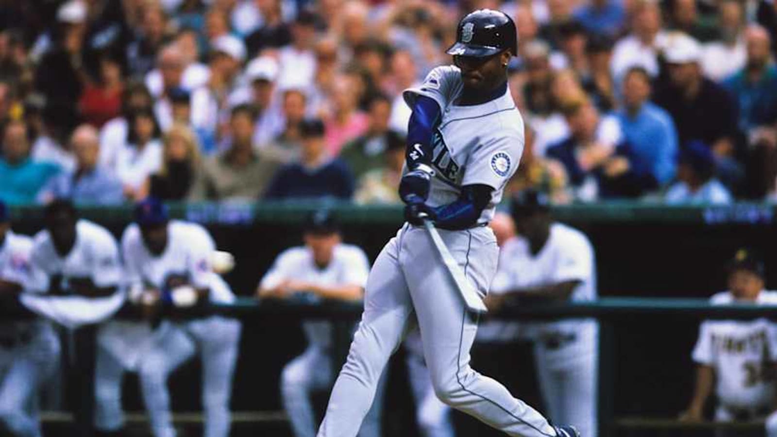Young New York Mets Star Joins Seattle Mariners Legend in Impressive Category
