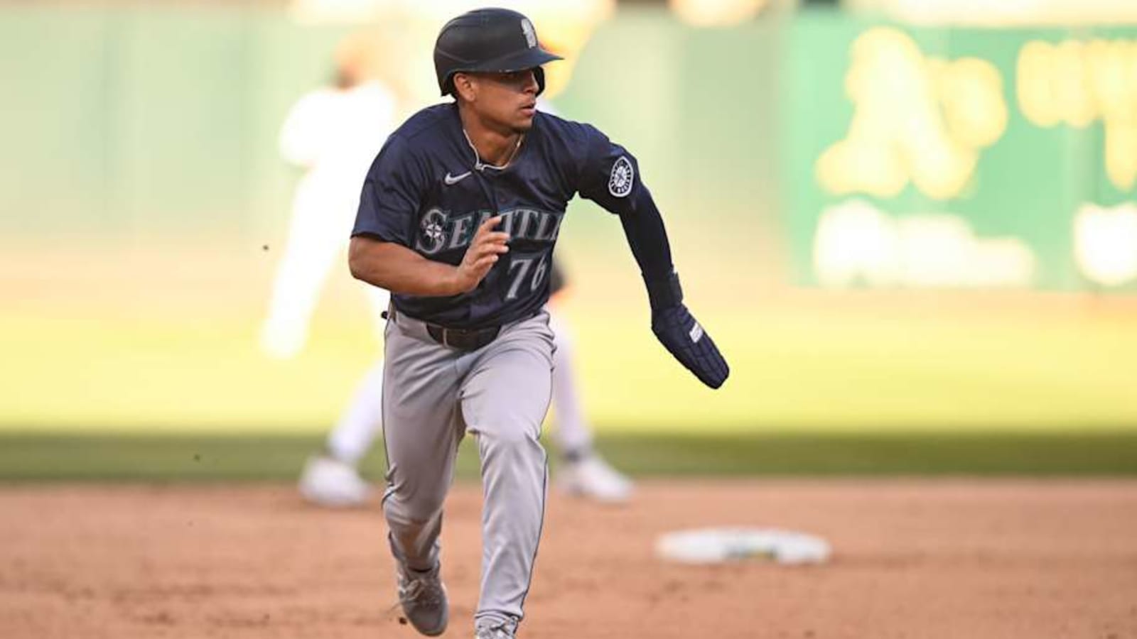 Seattle Mariners Option Infielder Leo Rivas, Pitcher Casey Legumina to Triple-A