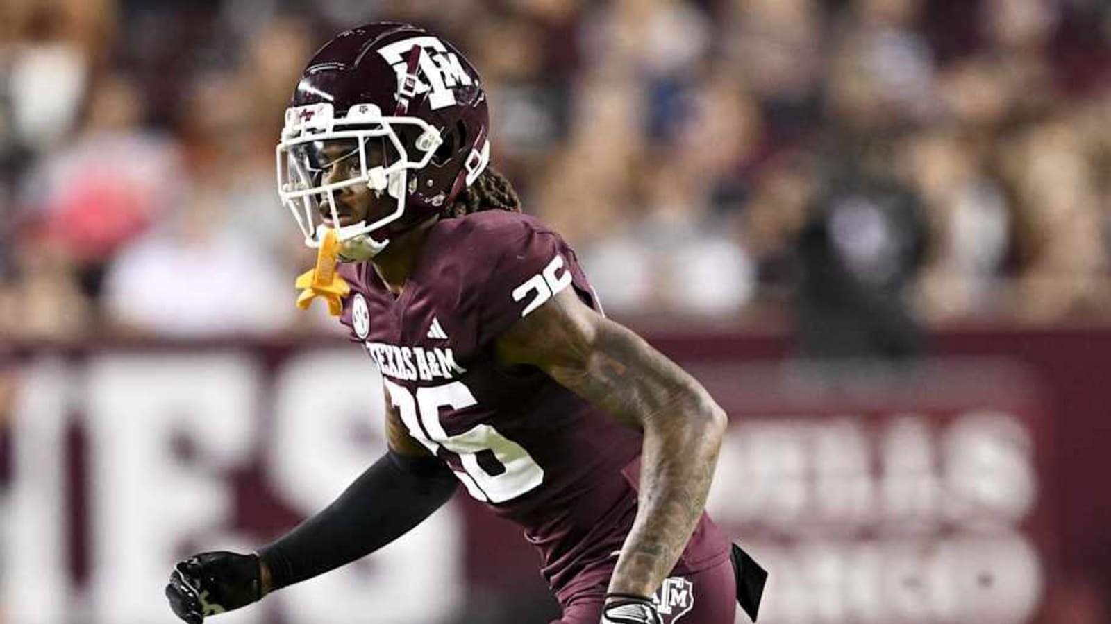 Texas A&M Aggies Score on 93Yard PickSix vs. Texas Longhorns Yardbarker