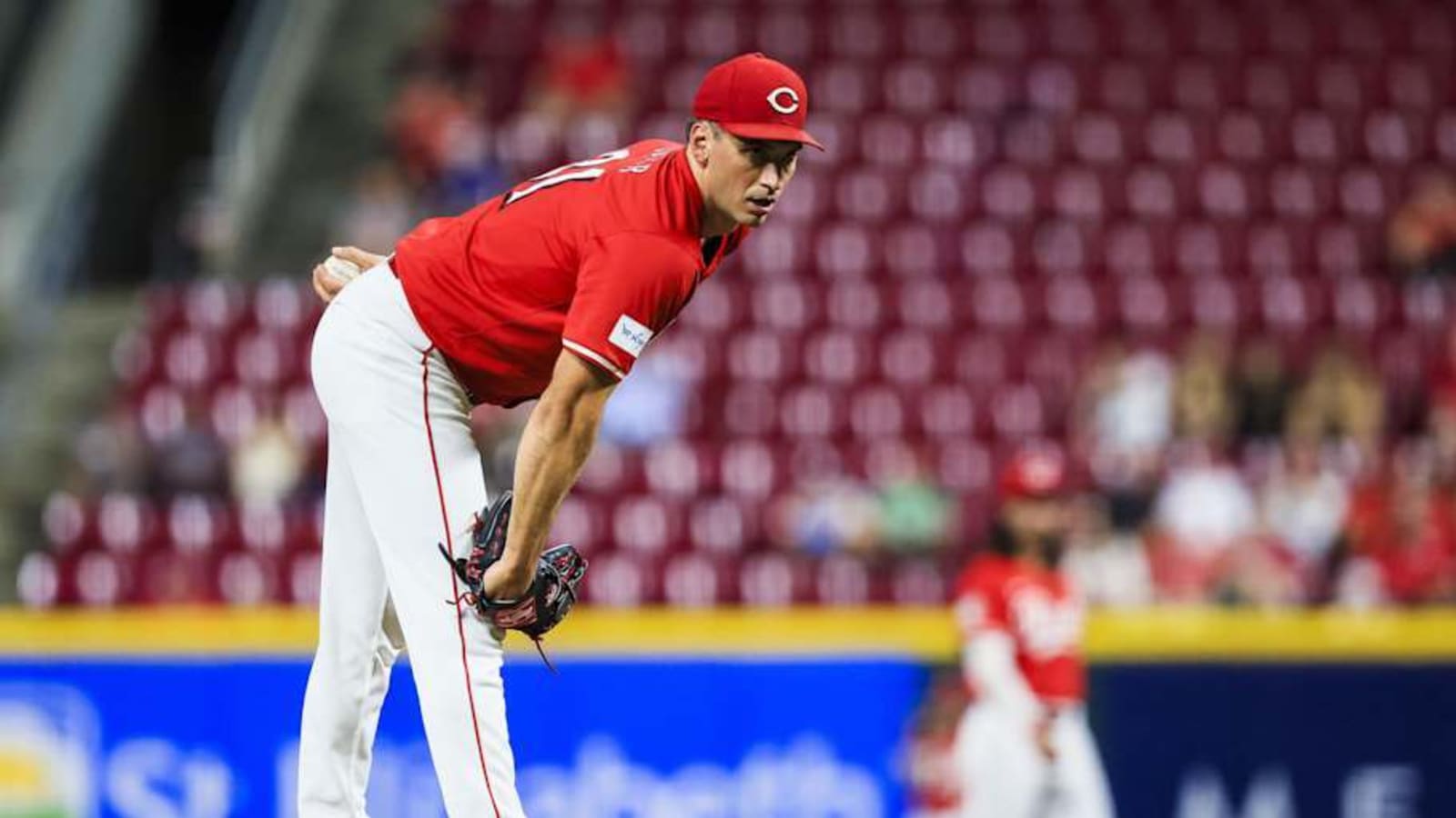 Cincinnati Reds Re-Sign Left-Handed Reliever Brent Suter Through 2025