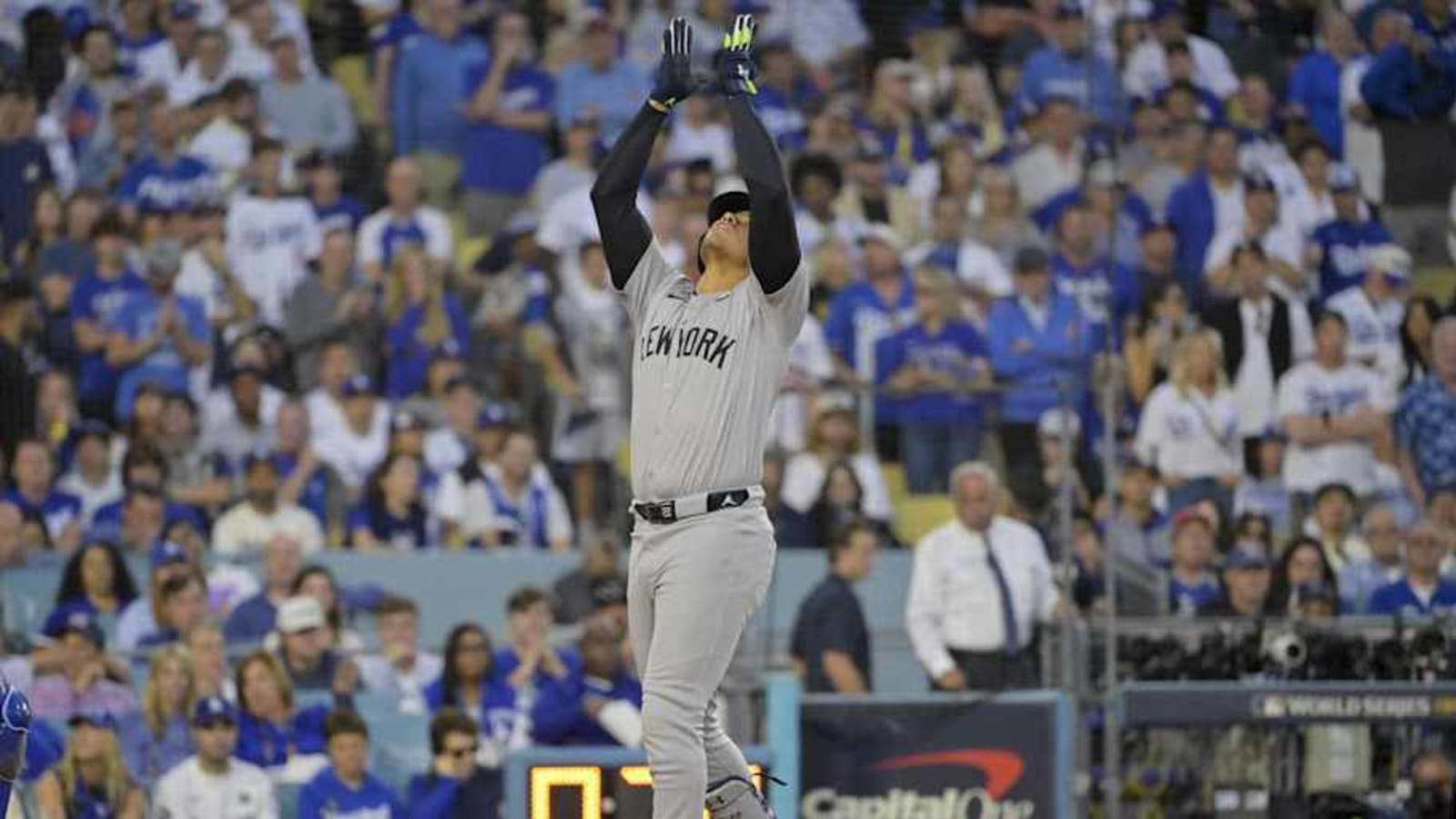 San Francisco Giants Hated Rival to Meet With Top MLB Free Agency Prize
