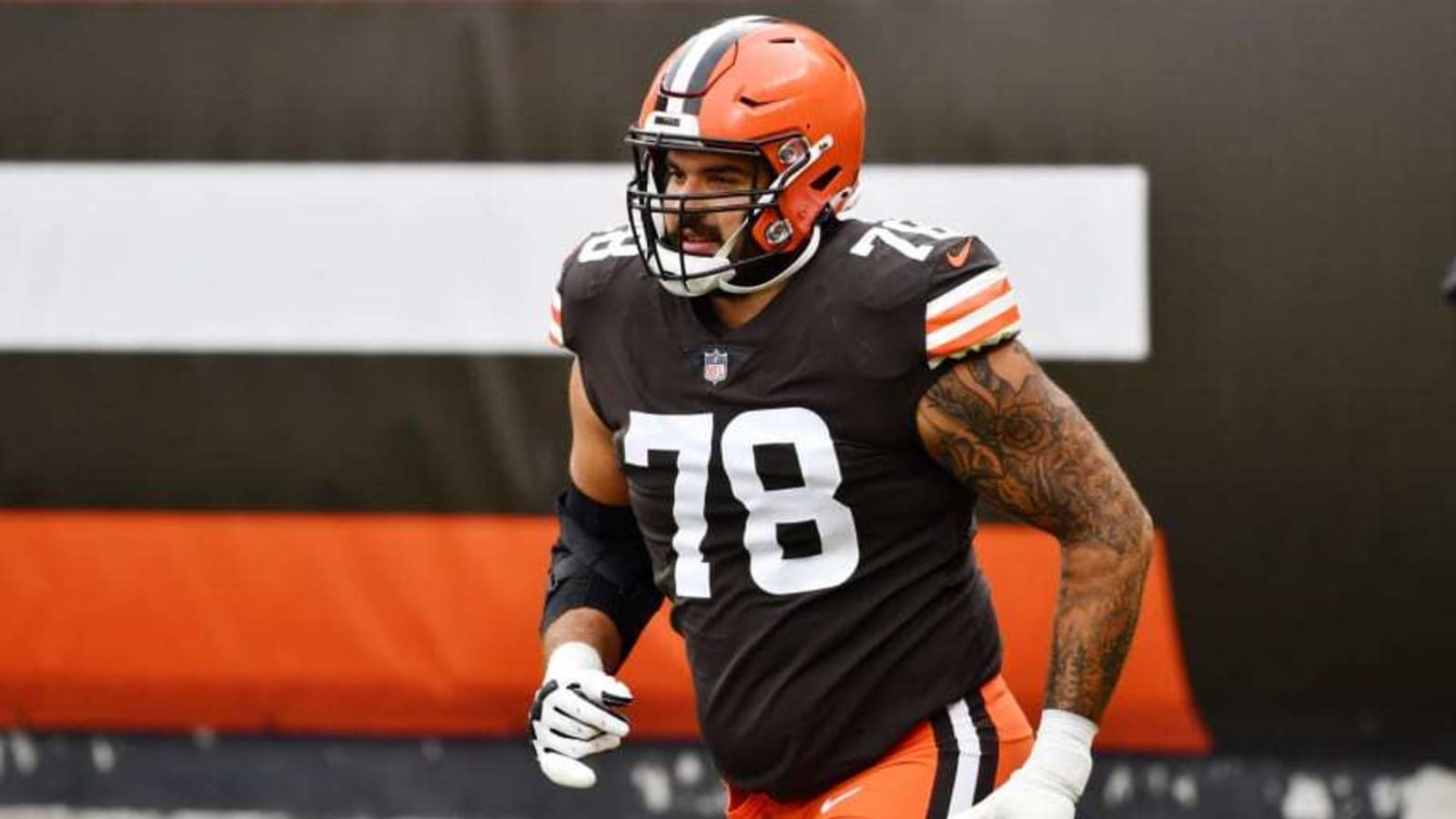 Browns should let Jack Conklin compete for starting spot at left tackle