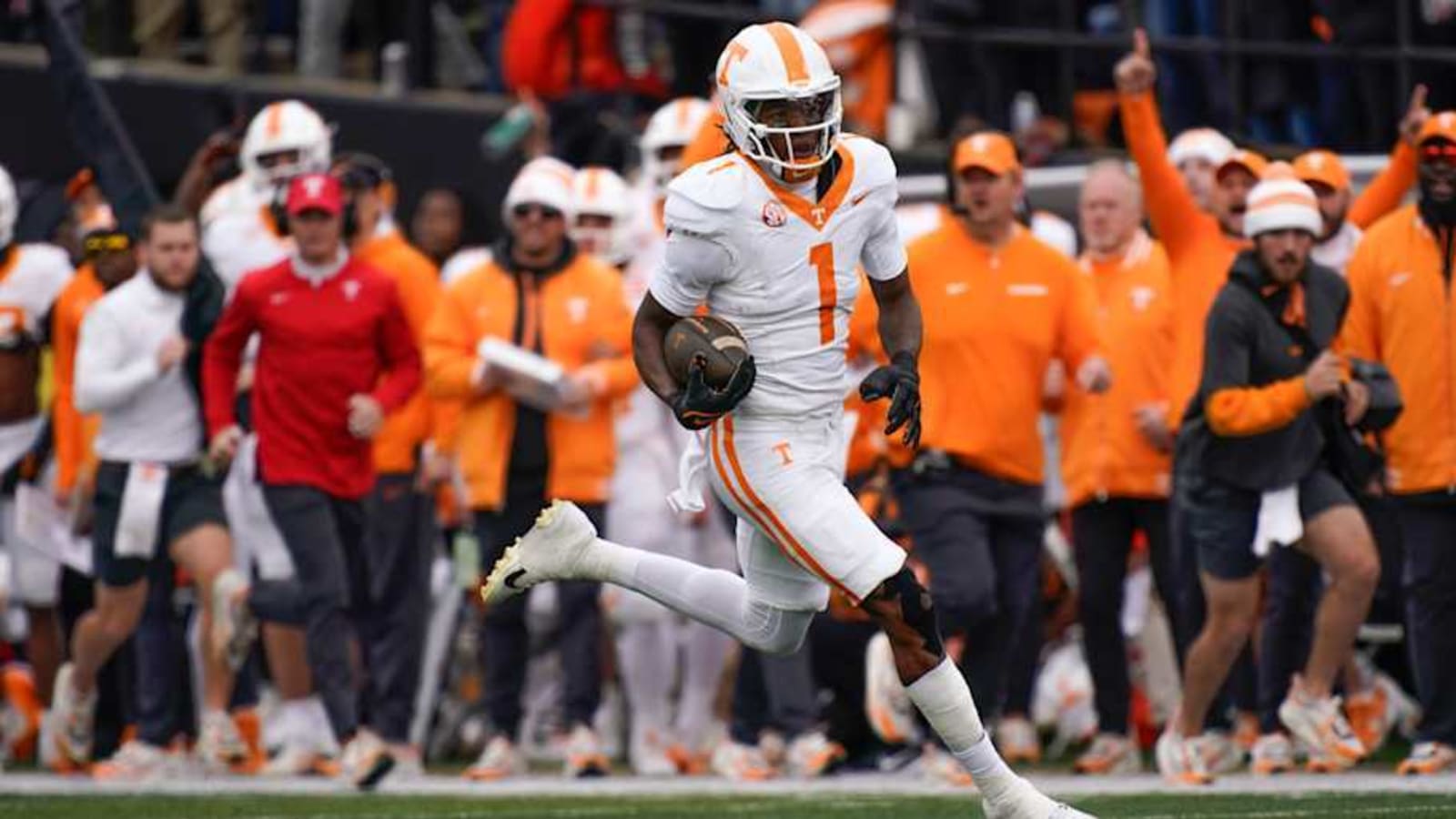Dont&#39;e Thornton Explains Transfer to Tennessee, Discusses NFL Scouting Combine