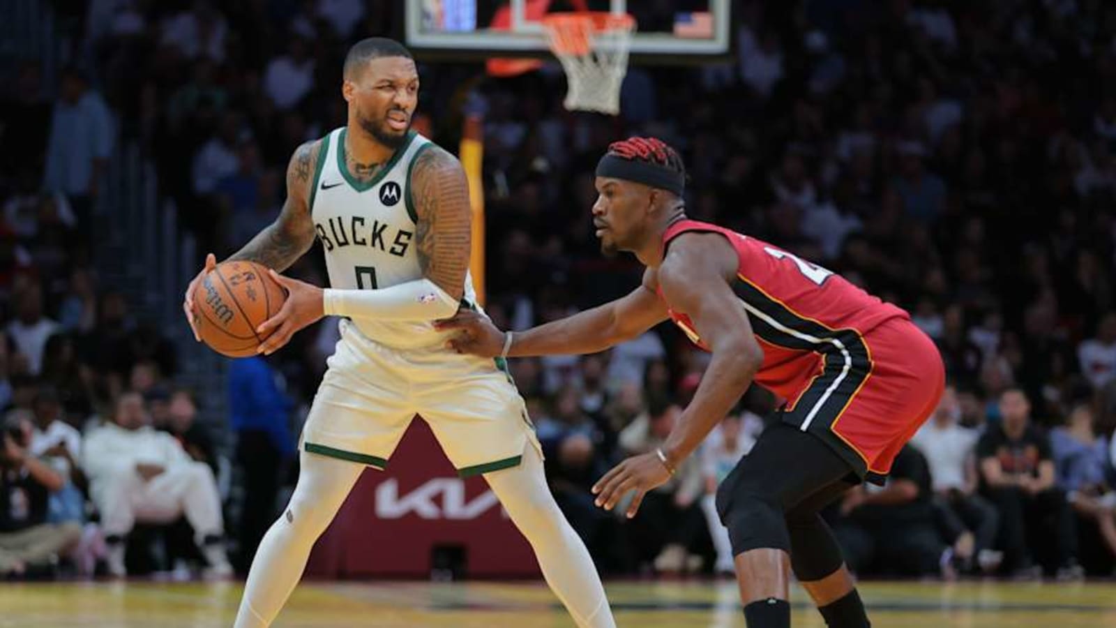 Blockbuster Trade Proposal Has Lakers Landing $48M Star